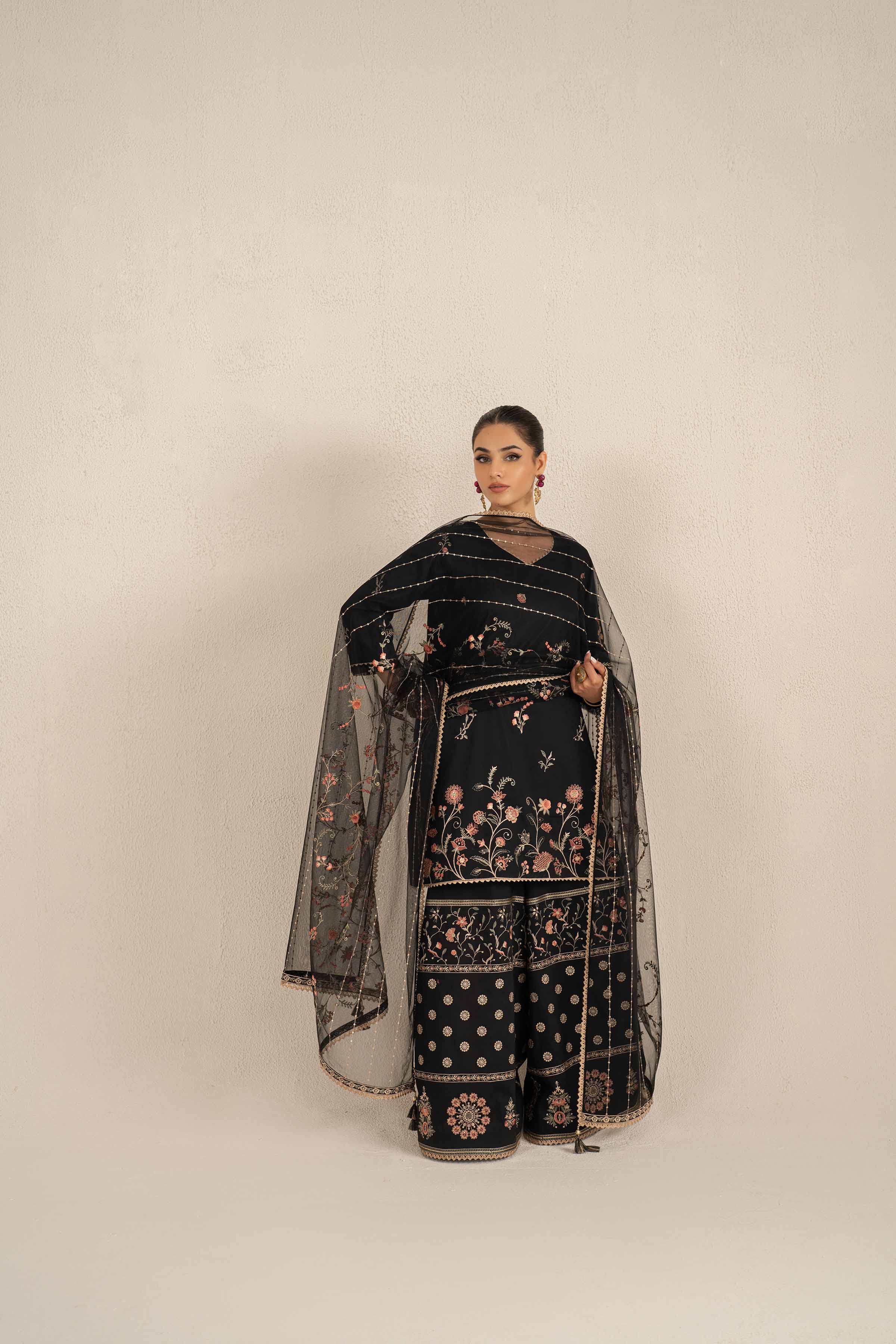 3 Piece - Embroidered Suit - 42519415