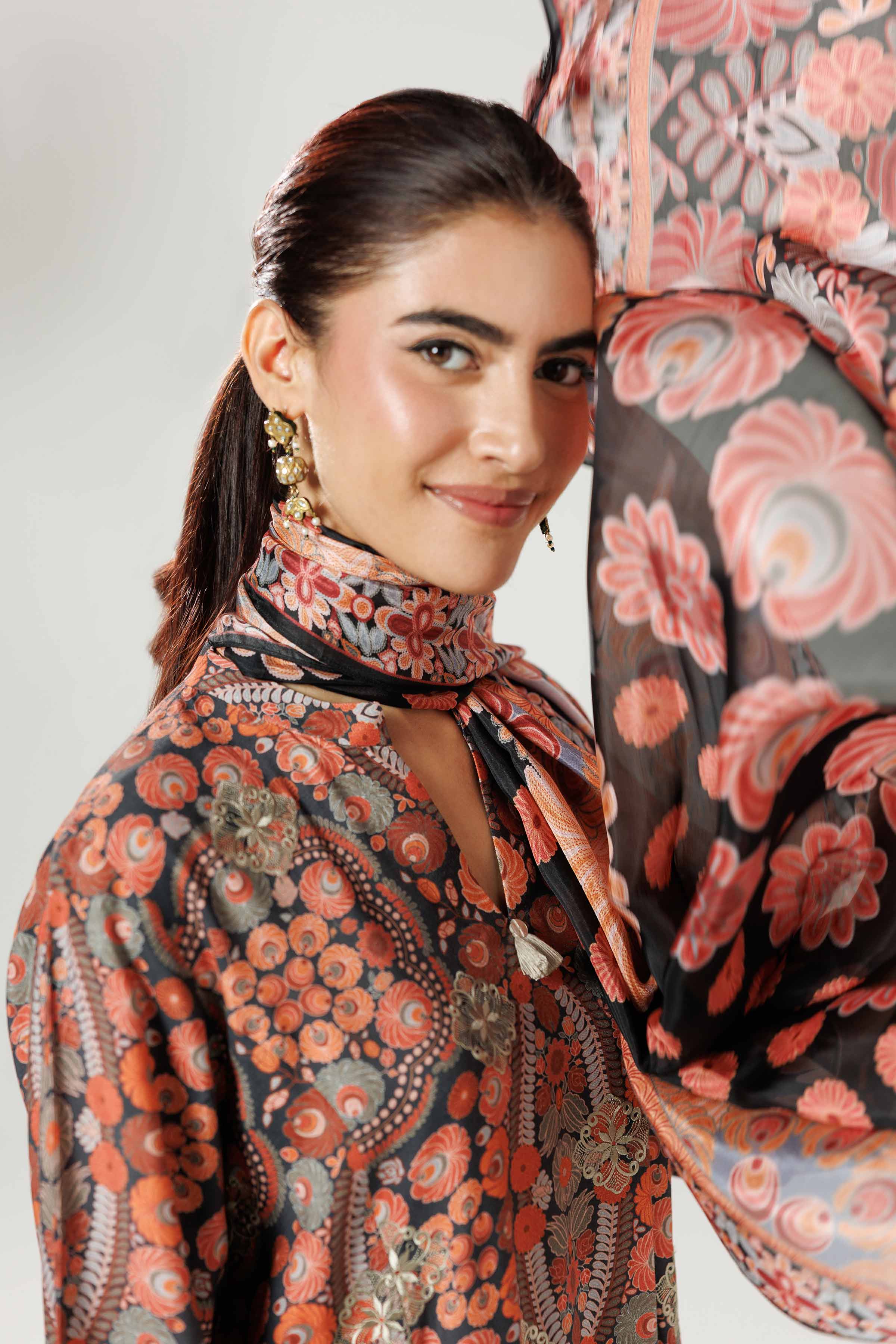 3 Piece - Printed Embroidered Suit - 42519603