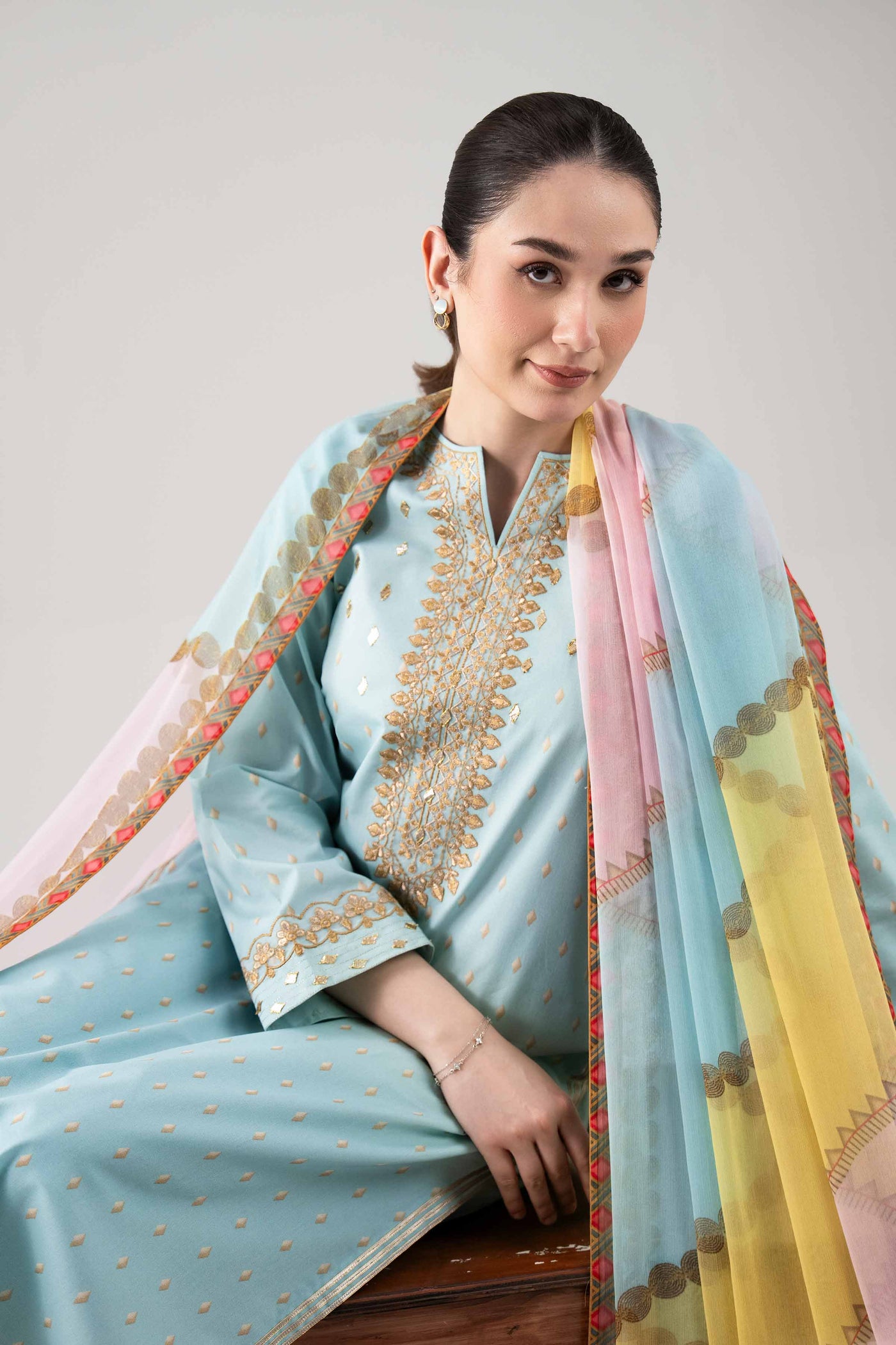 3 Piece Embroidered Lawn Suit