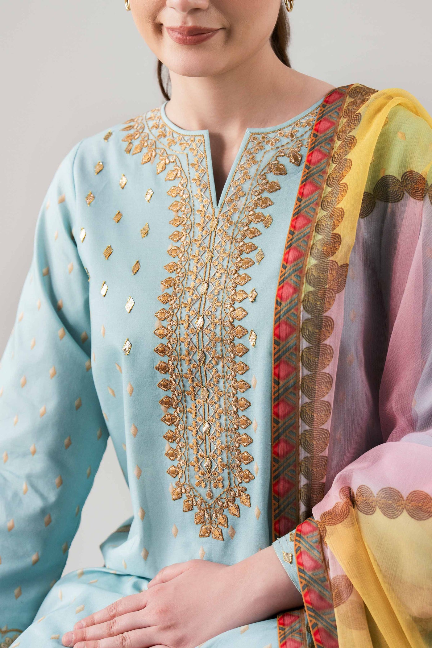 3 Piece Embroidered Lawn Suit