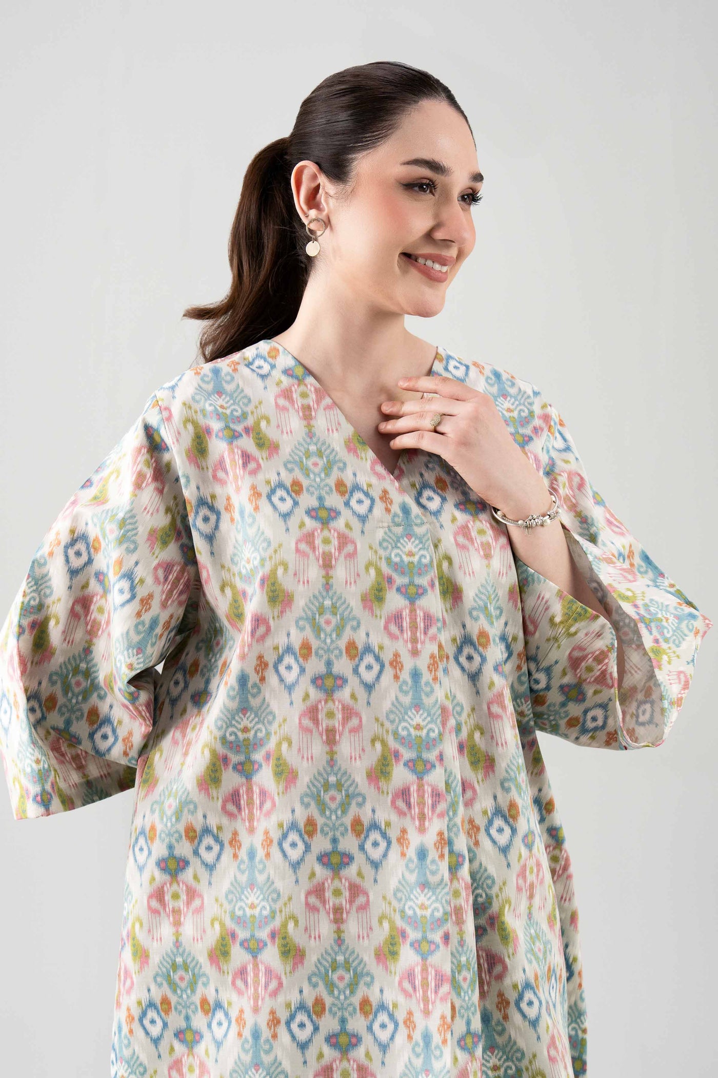 3 Piece Embroidered Lawn Suit
