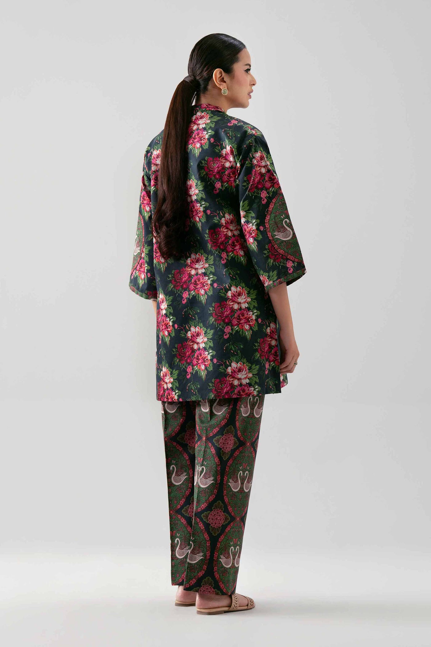3 Piece Embroidered Lawn Suit
