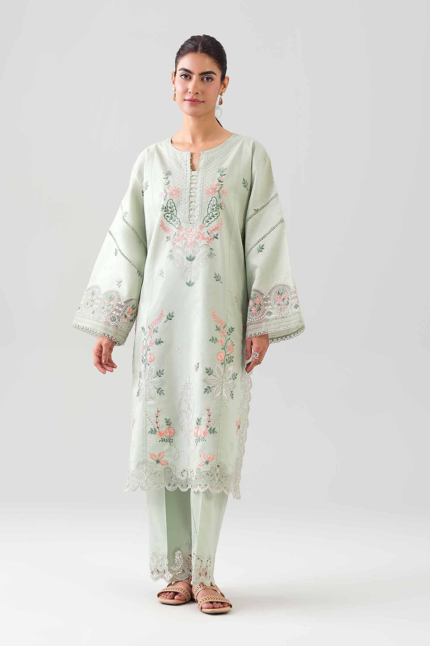 Embroidered Lawn Kurta