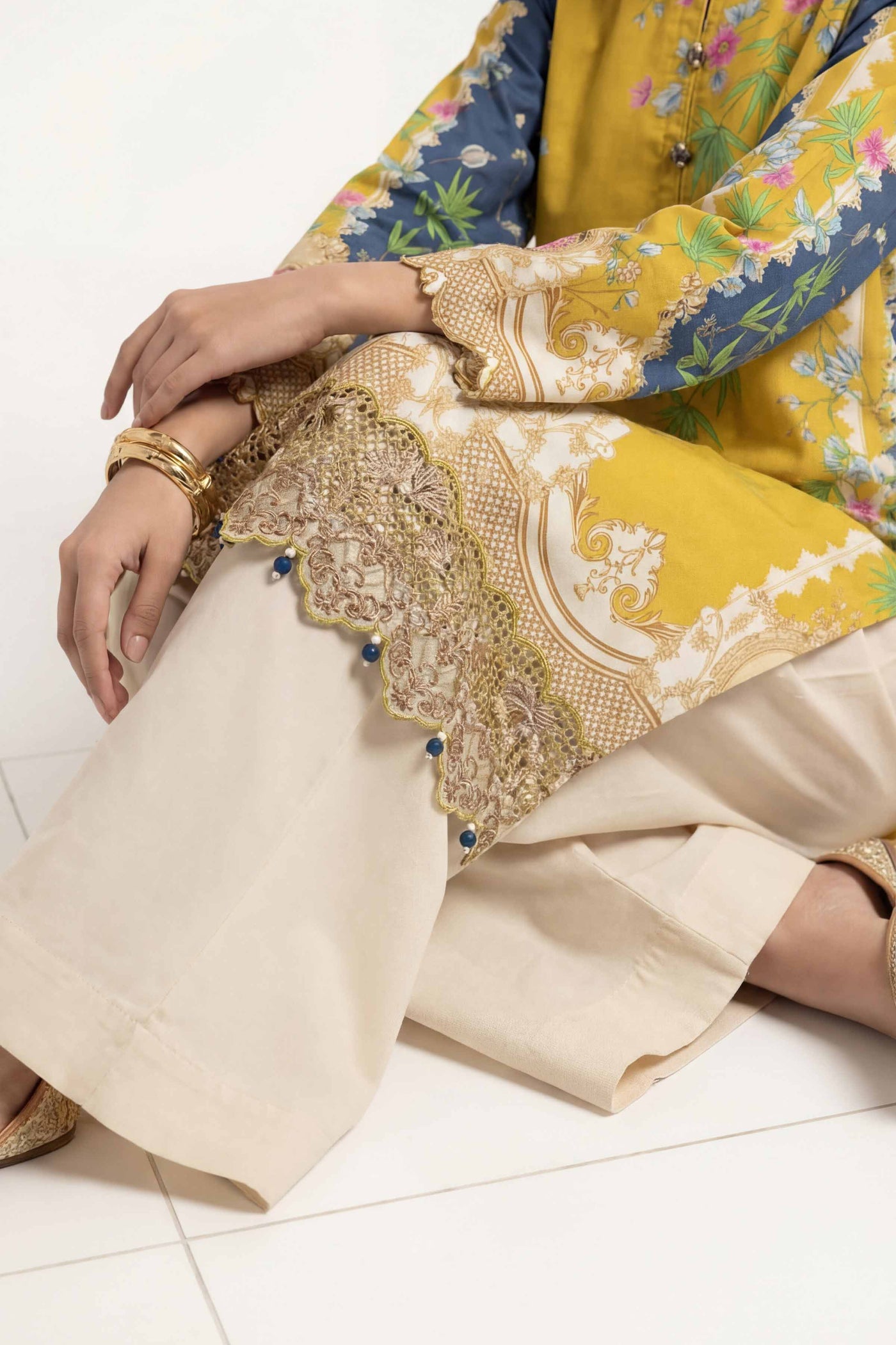 3 Piece Embroidered Lawn Suit