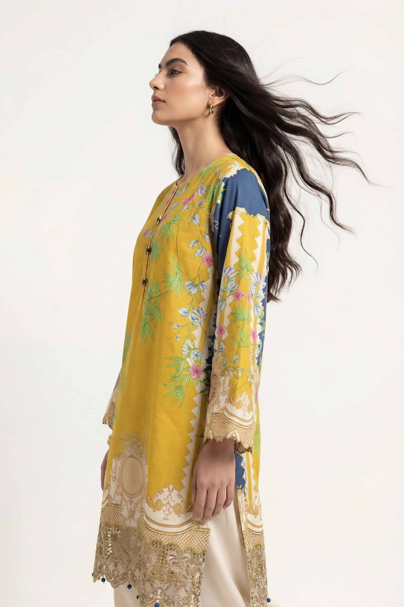 3 Piece Embroidered Lawn Suit