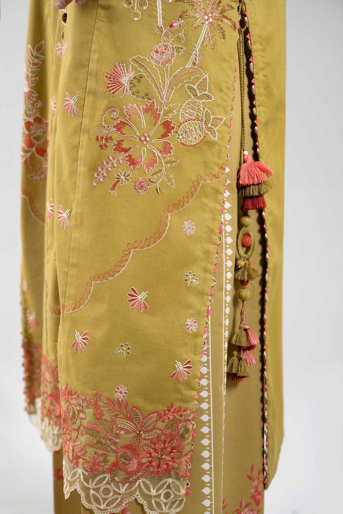 3 Piece Embroidered Jacquard Suit