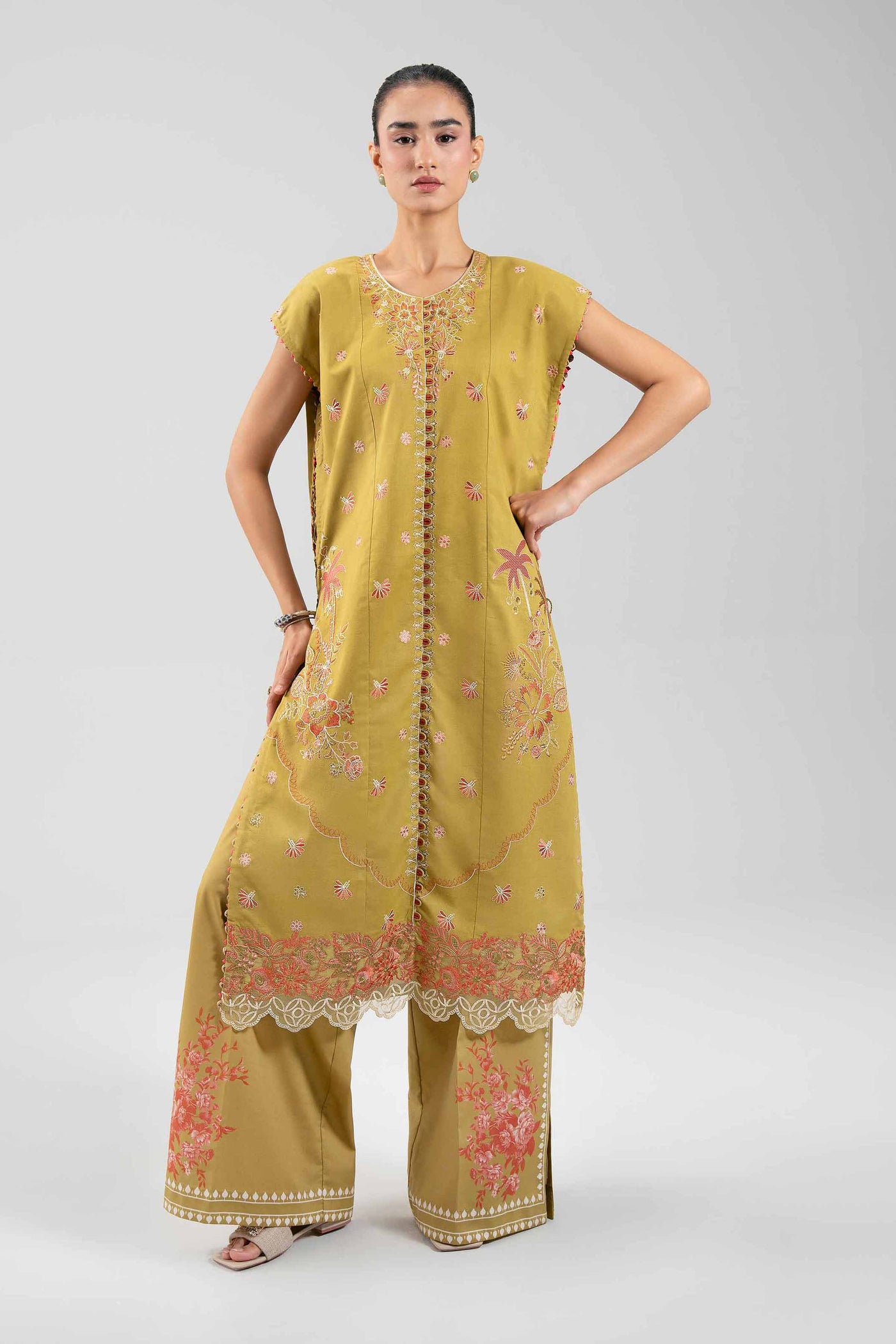 3 Piece Embroidered Jacquard Suit