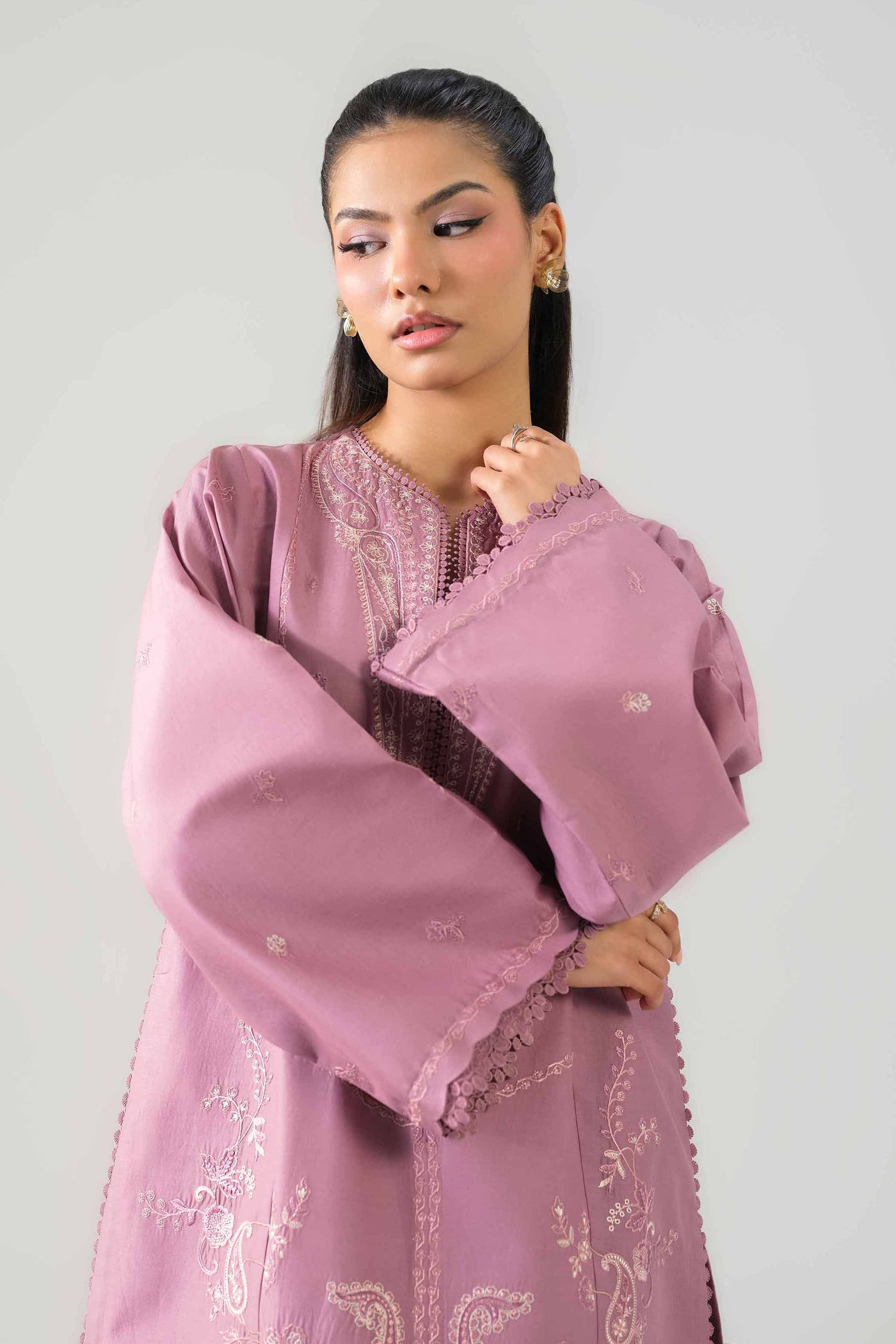 3 Piece Unstitched Embroidered Chiffon Suit