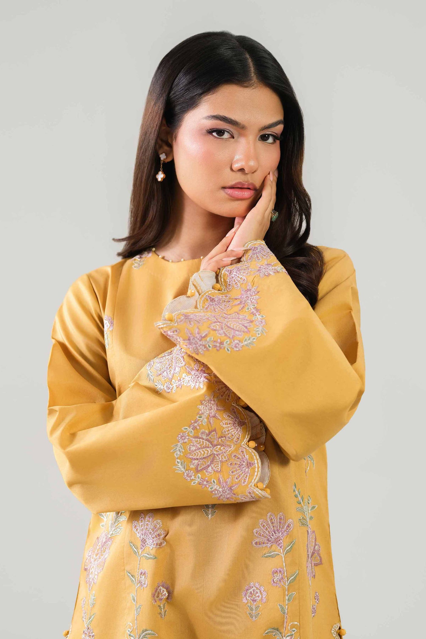 3 Piece Embroidered Lawn Suit