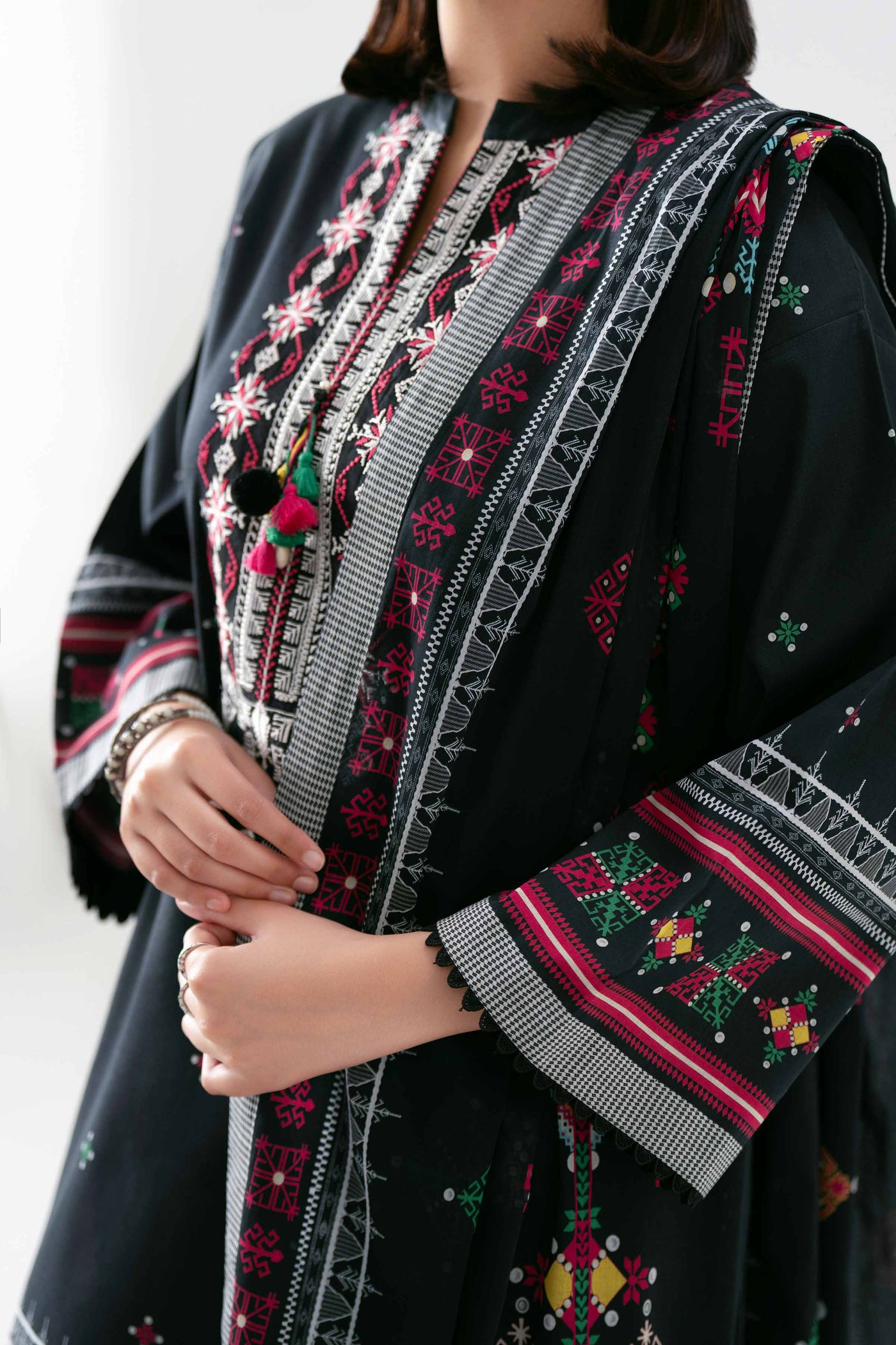 3 Piece Embroidered Lawn Suit