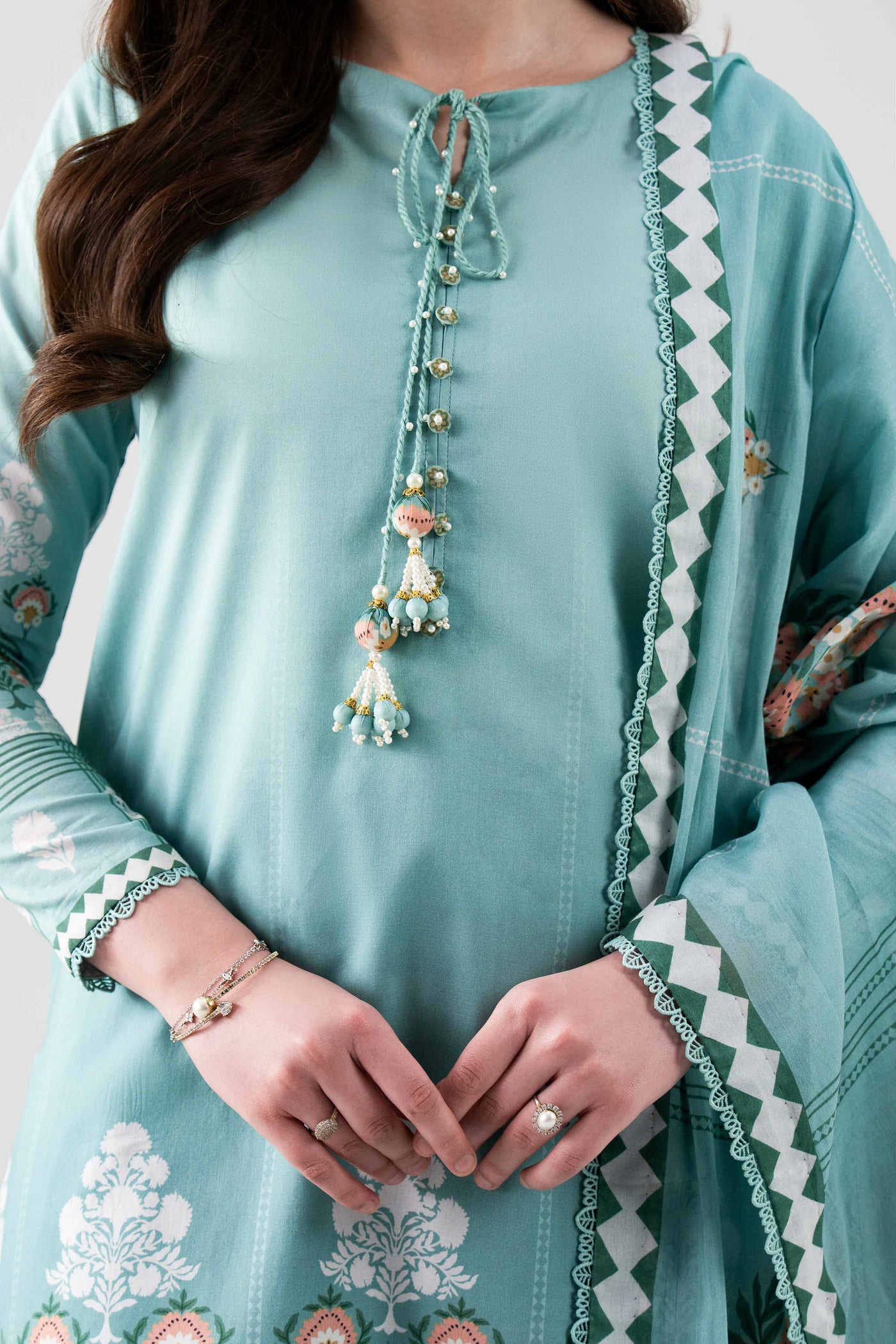 3 Piece Embroidered Jacquard Lawn Suit