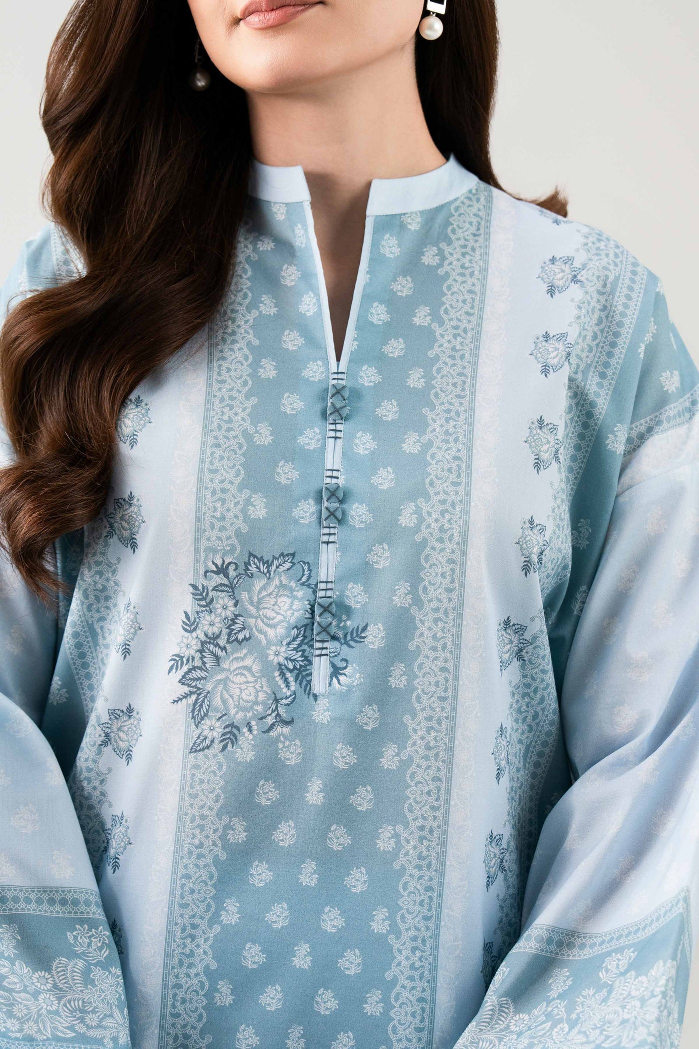 3 Piece Embroidered Jacquard Lawn Suit