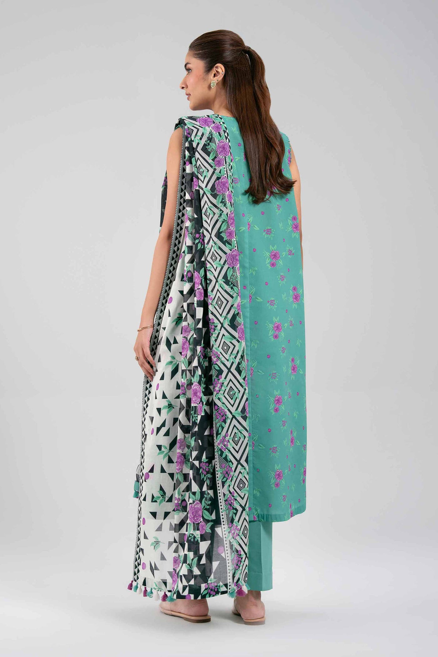 2 Piece Embroidered Lawn Suit