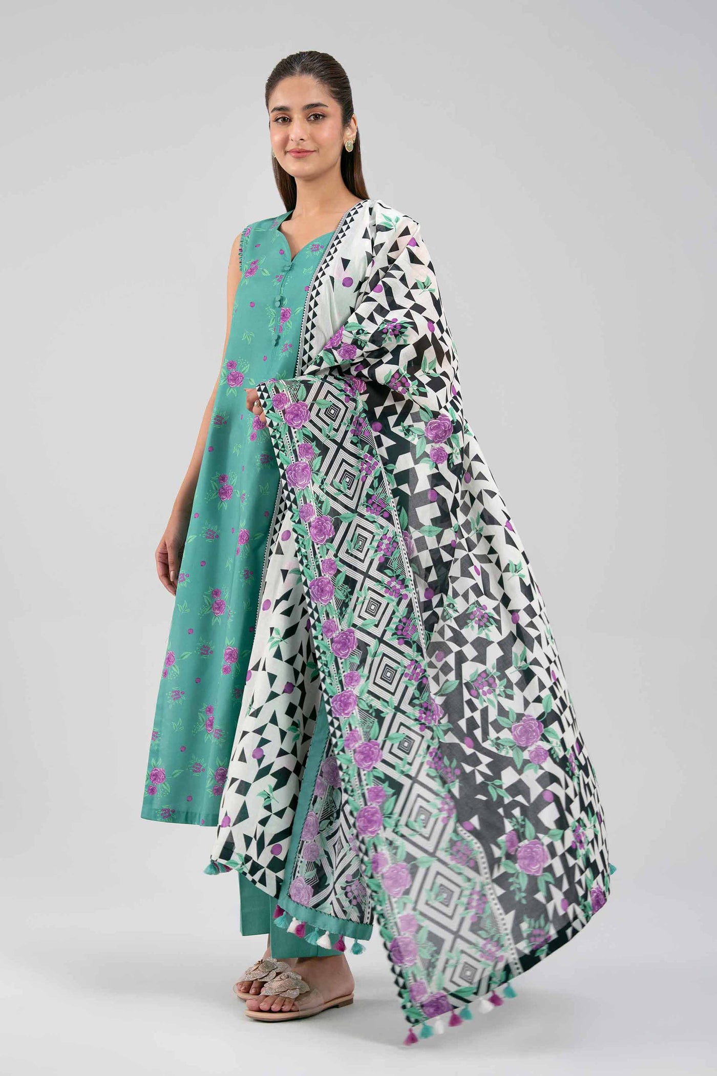 2 Piece Embroidered Lawn Suit