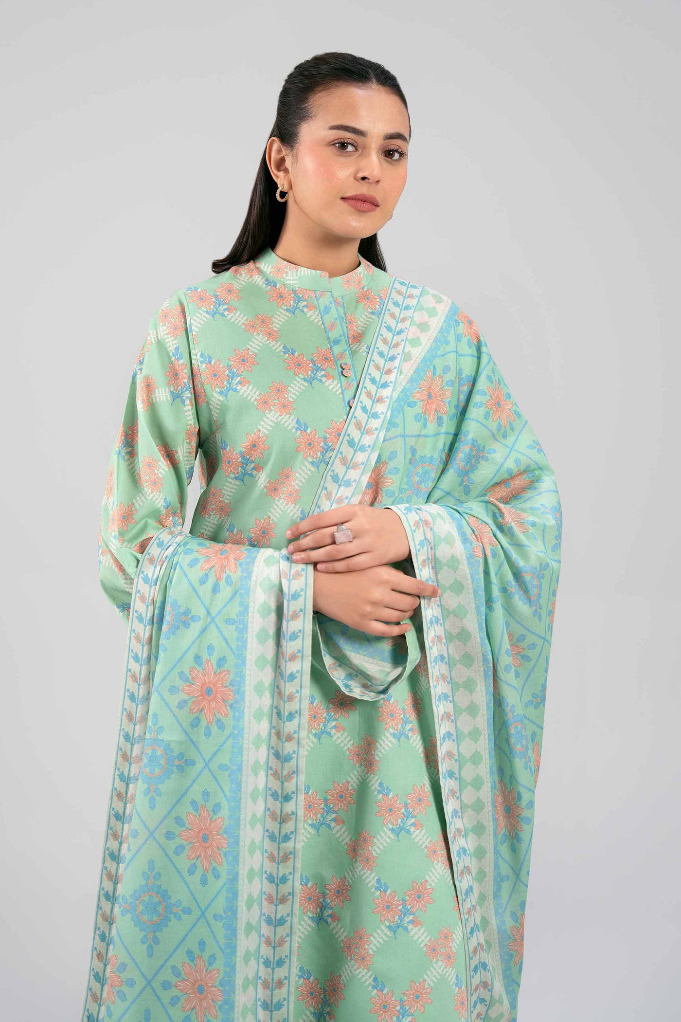3 Piece Embroidered Lawn Suit