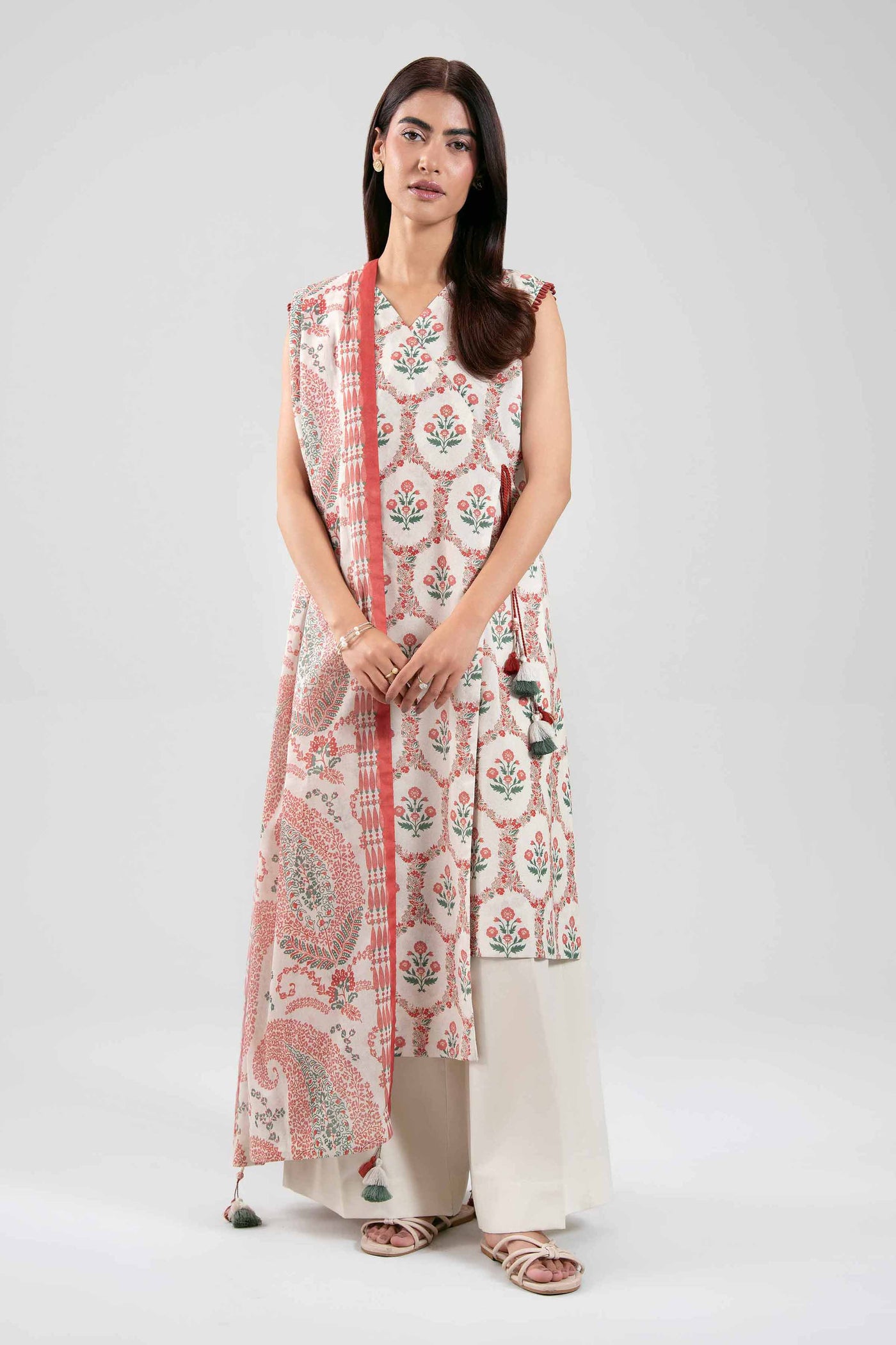 3 Piece Embroidered Lawn Suit