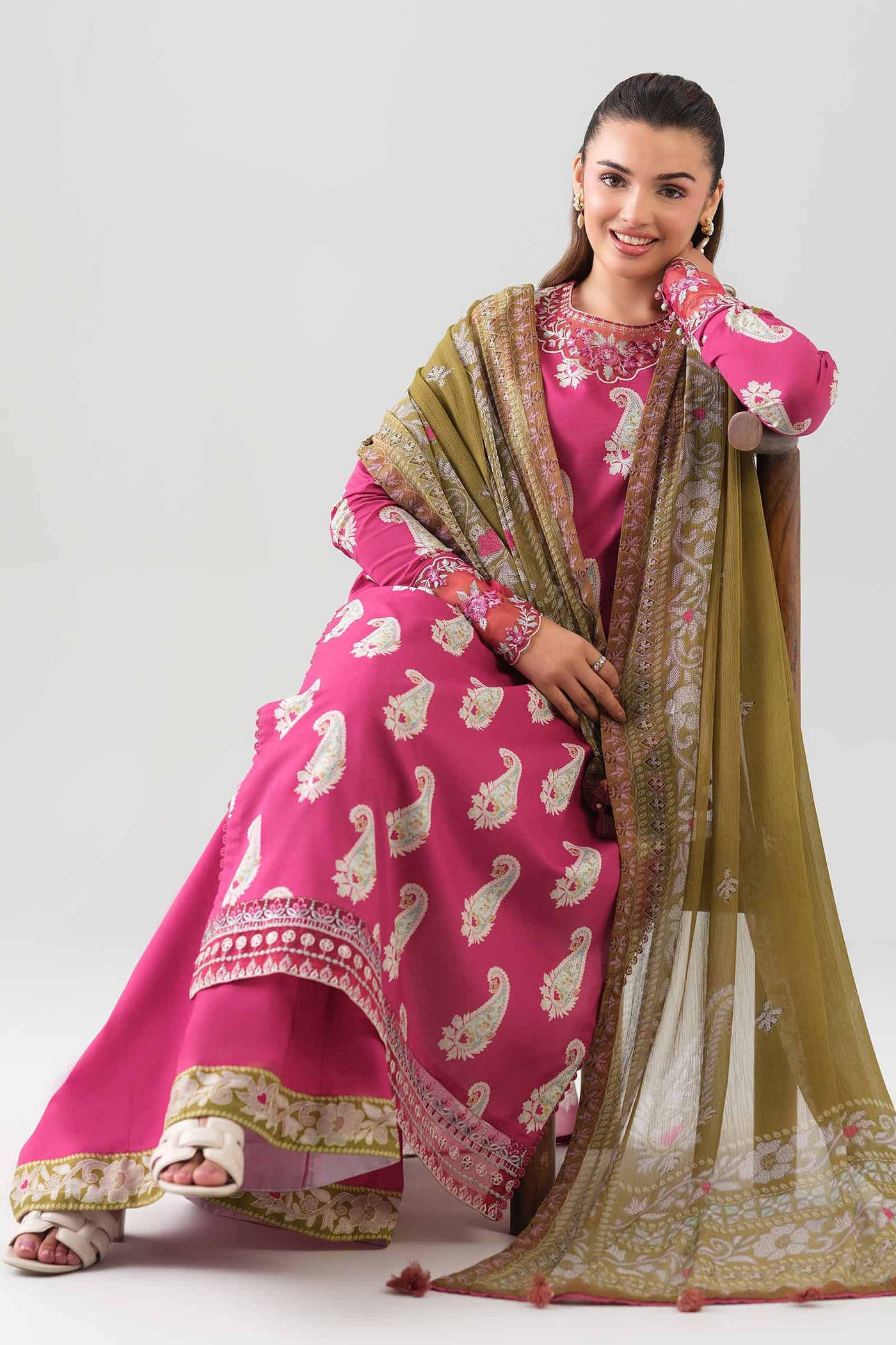 3 Piece Embroidered Zari Net Suit