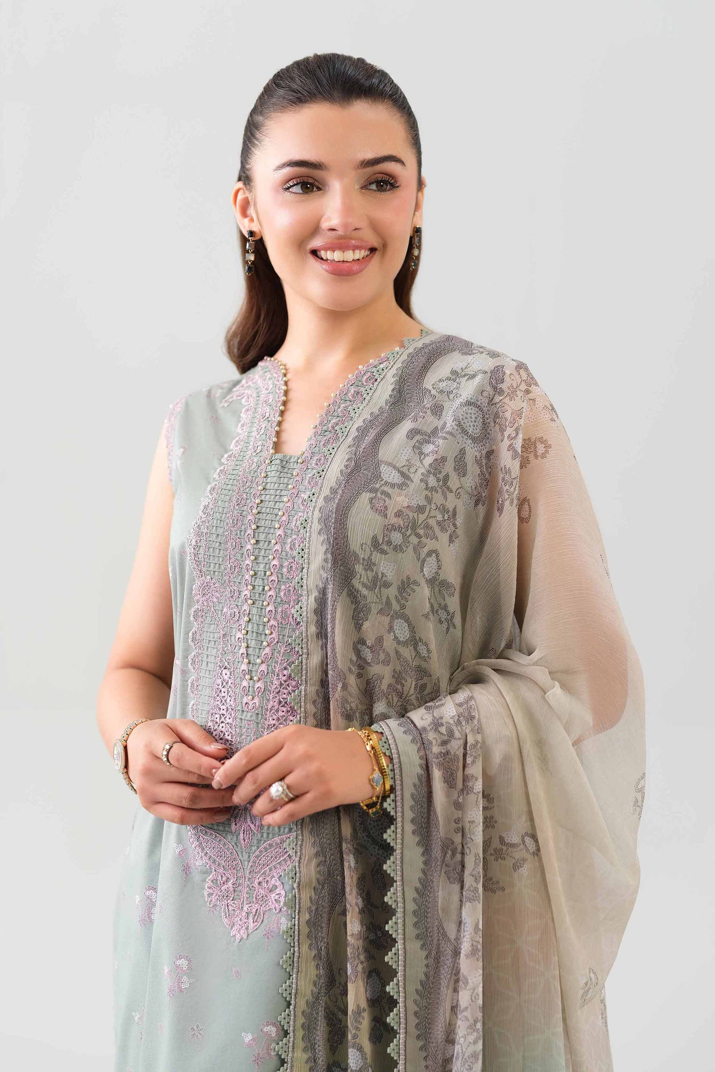 Farnoush Mala