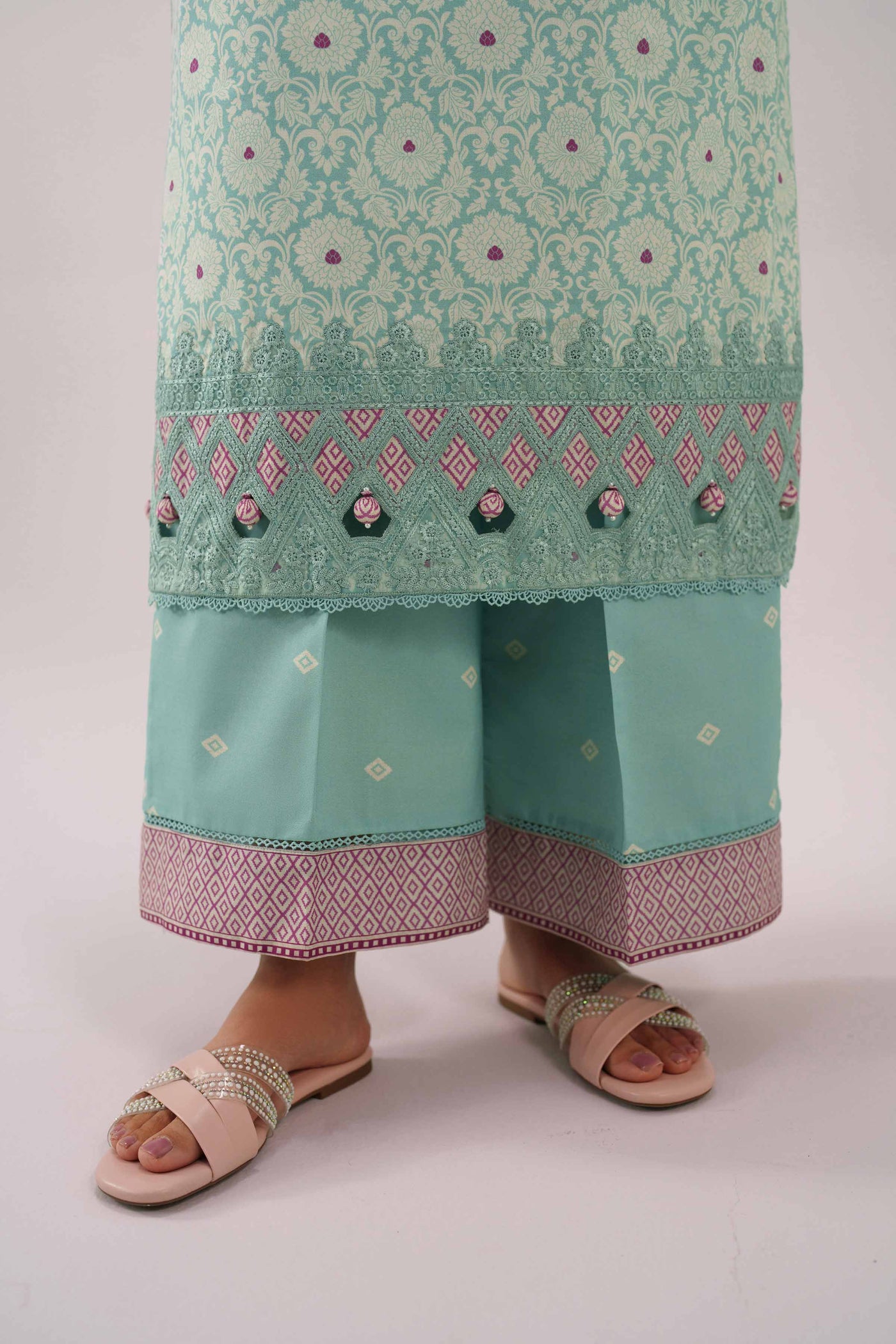 3 Piece Unstitched Embroidered Lawn Suit