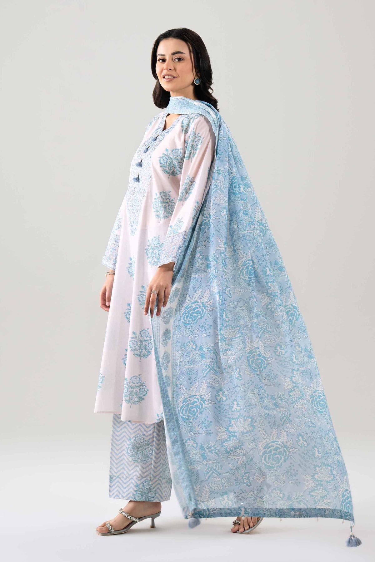 3 Piece - Printed Embroidered Suit - 42601164
