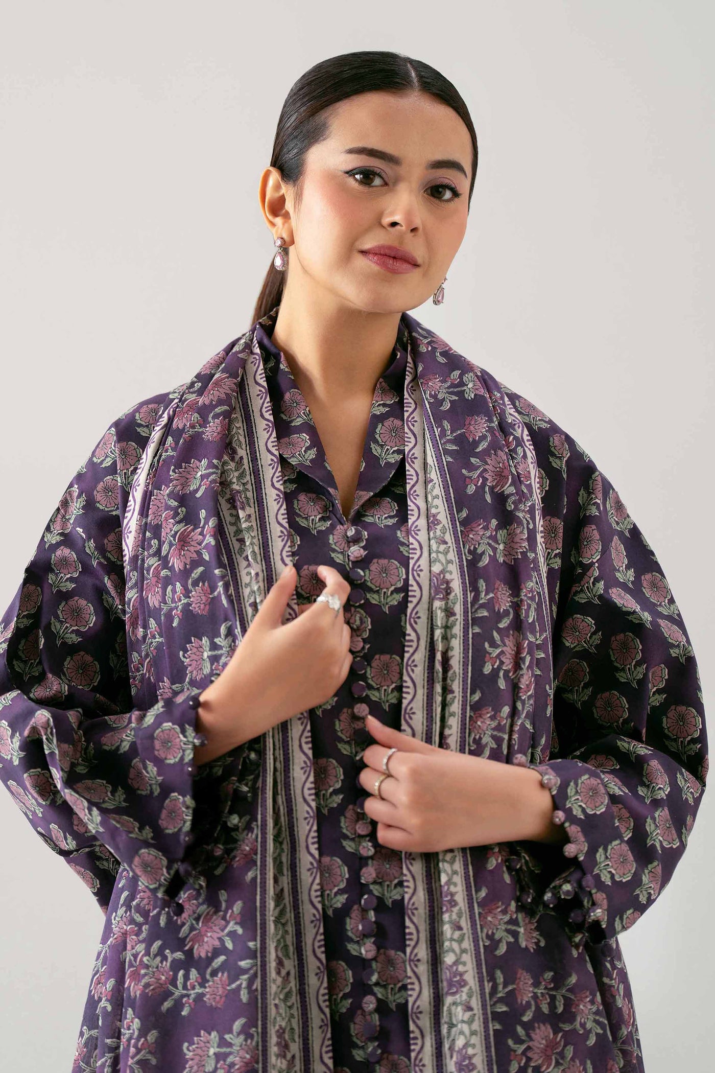 3 Piece Embroidered Lawn Suit