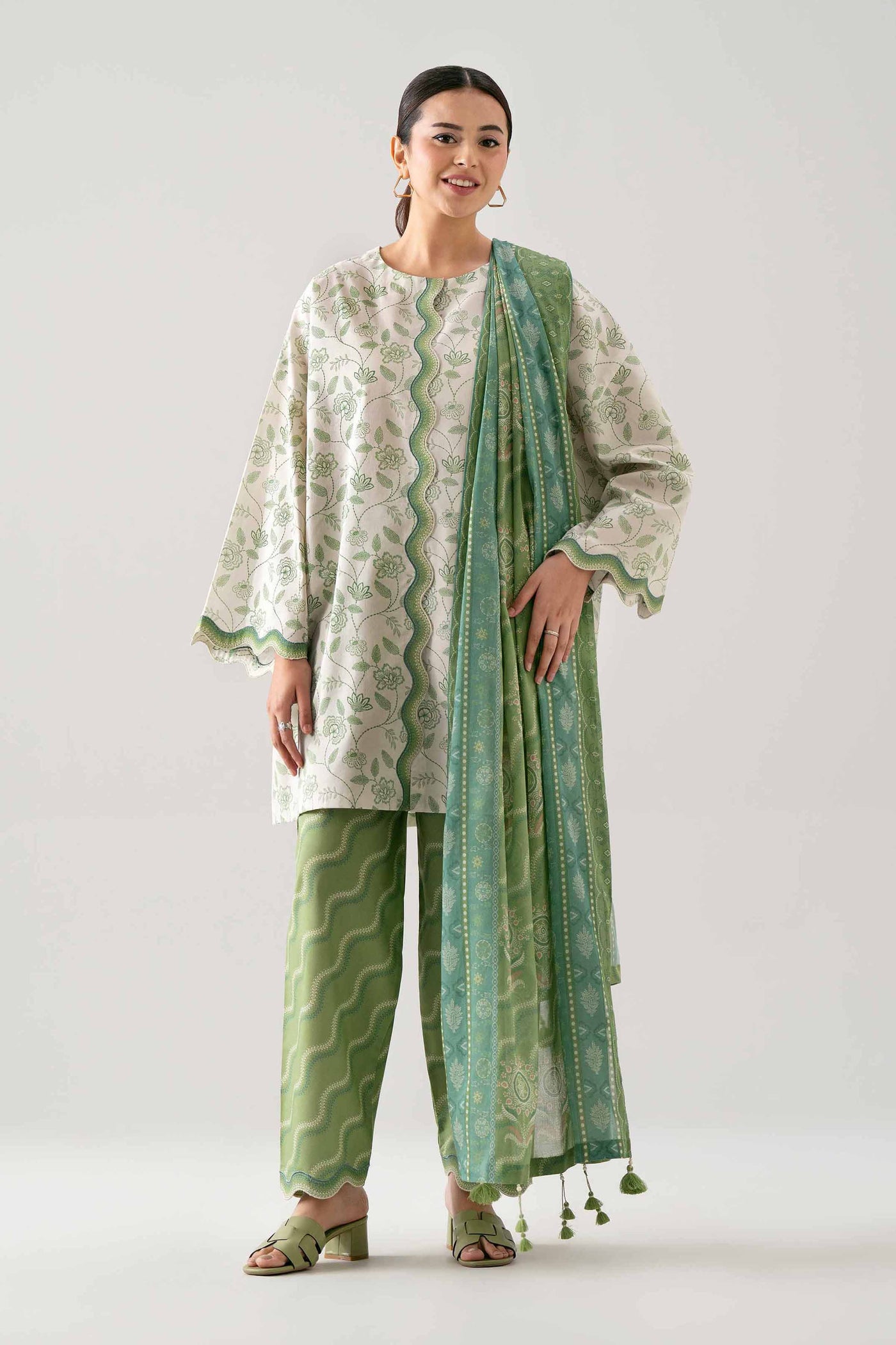 Embroidered Lawn Kurta