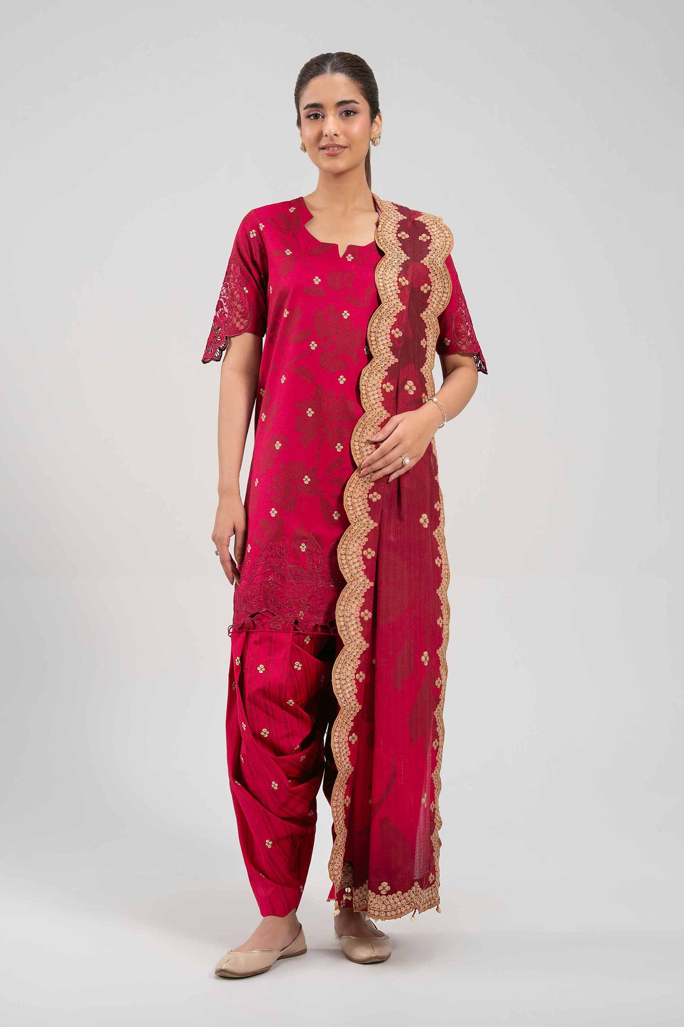 3 Piece Embroidered Lawn Suit
