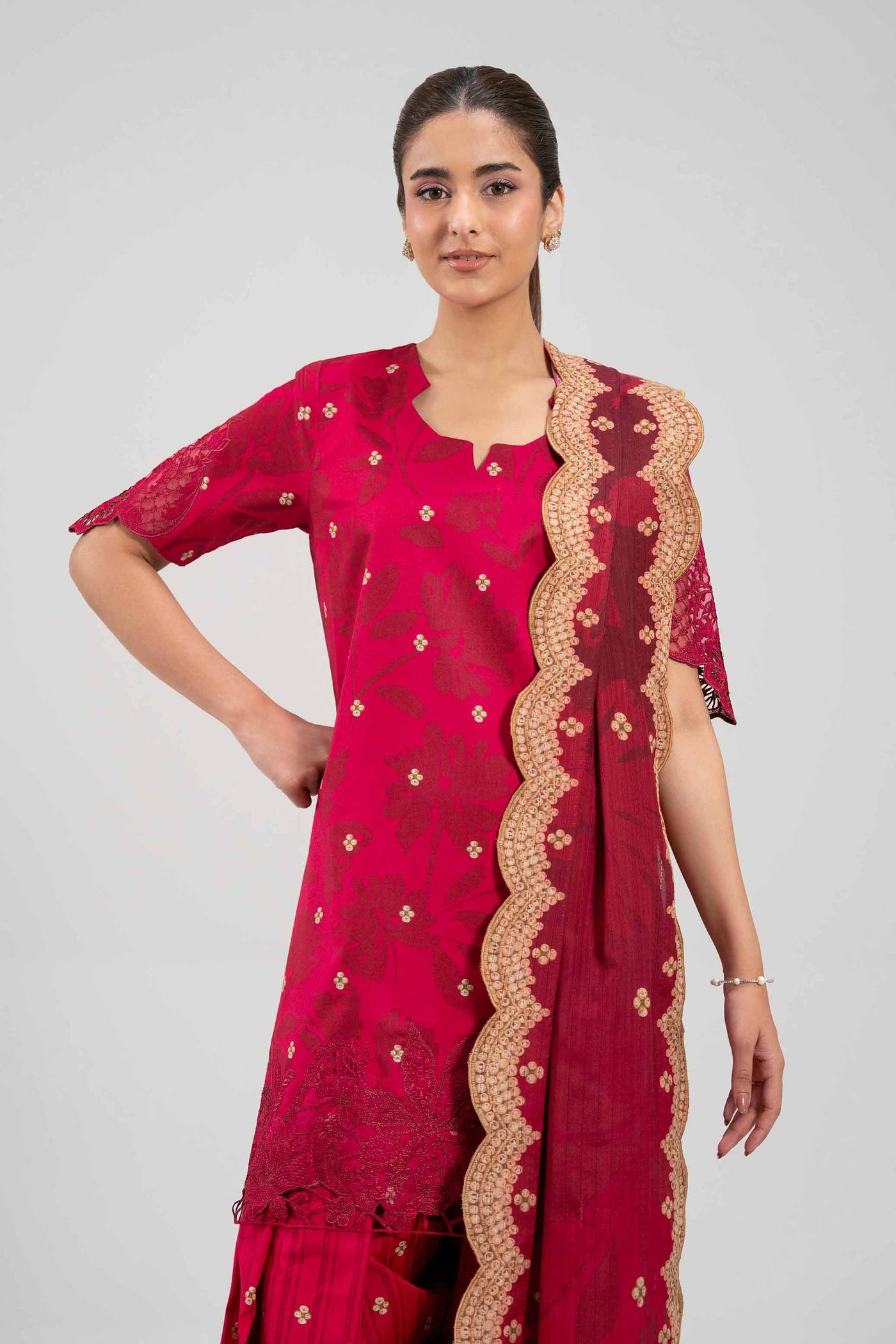 3 Piece Embroidered Lawn Suit