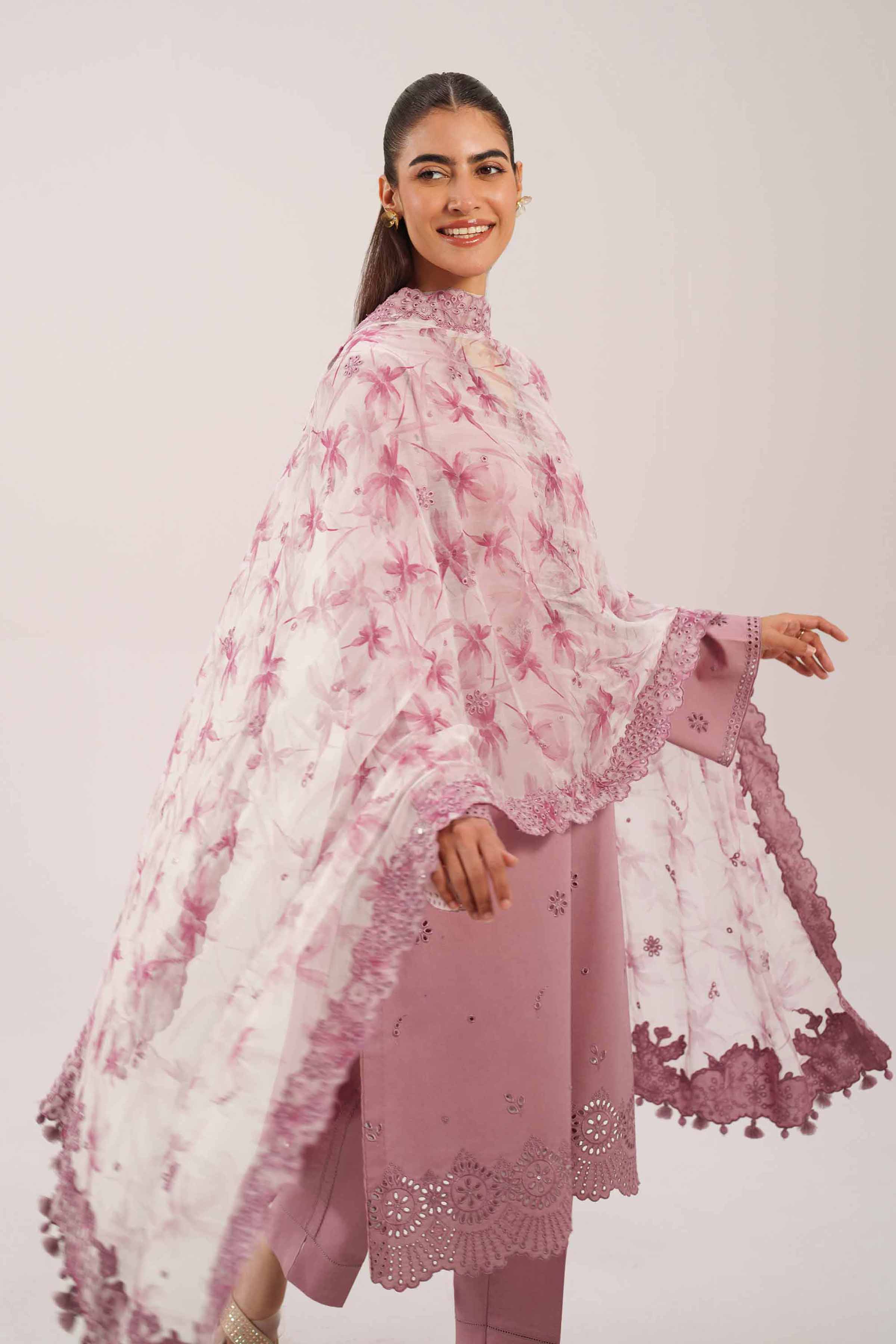 Gulmira Jhoomar