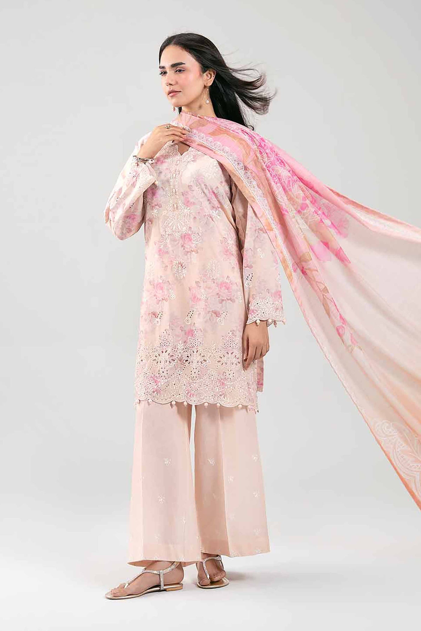 3 Piece Embroidered Lawn Suit