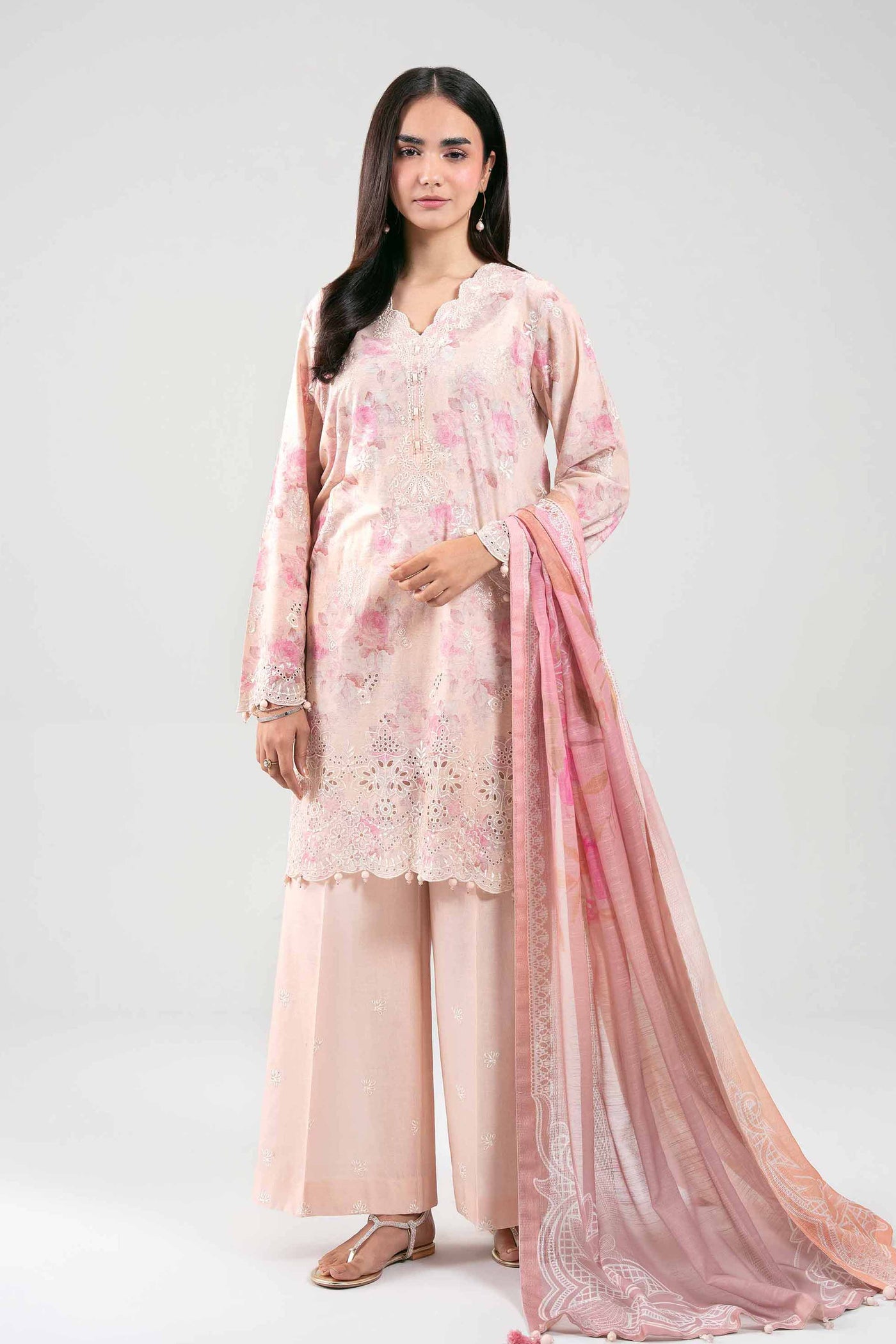 3 Piece Embroidered Lawn Suit