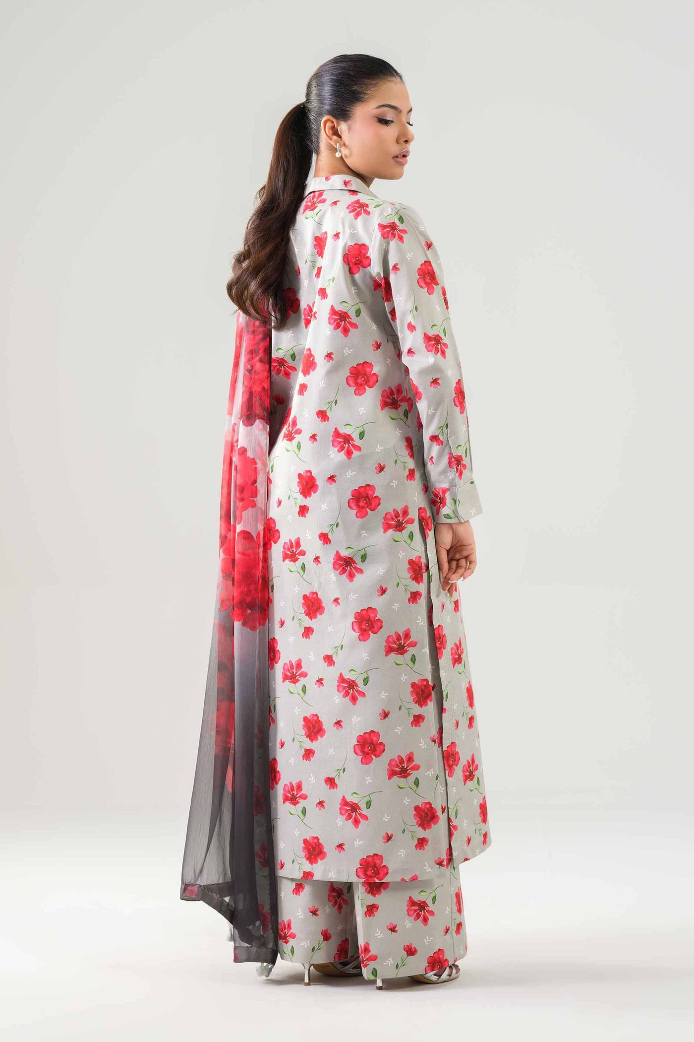 3 Piece Embroidered Jacquard Lawn Suit