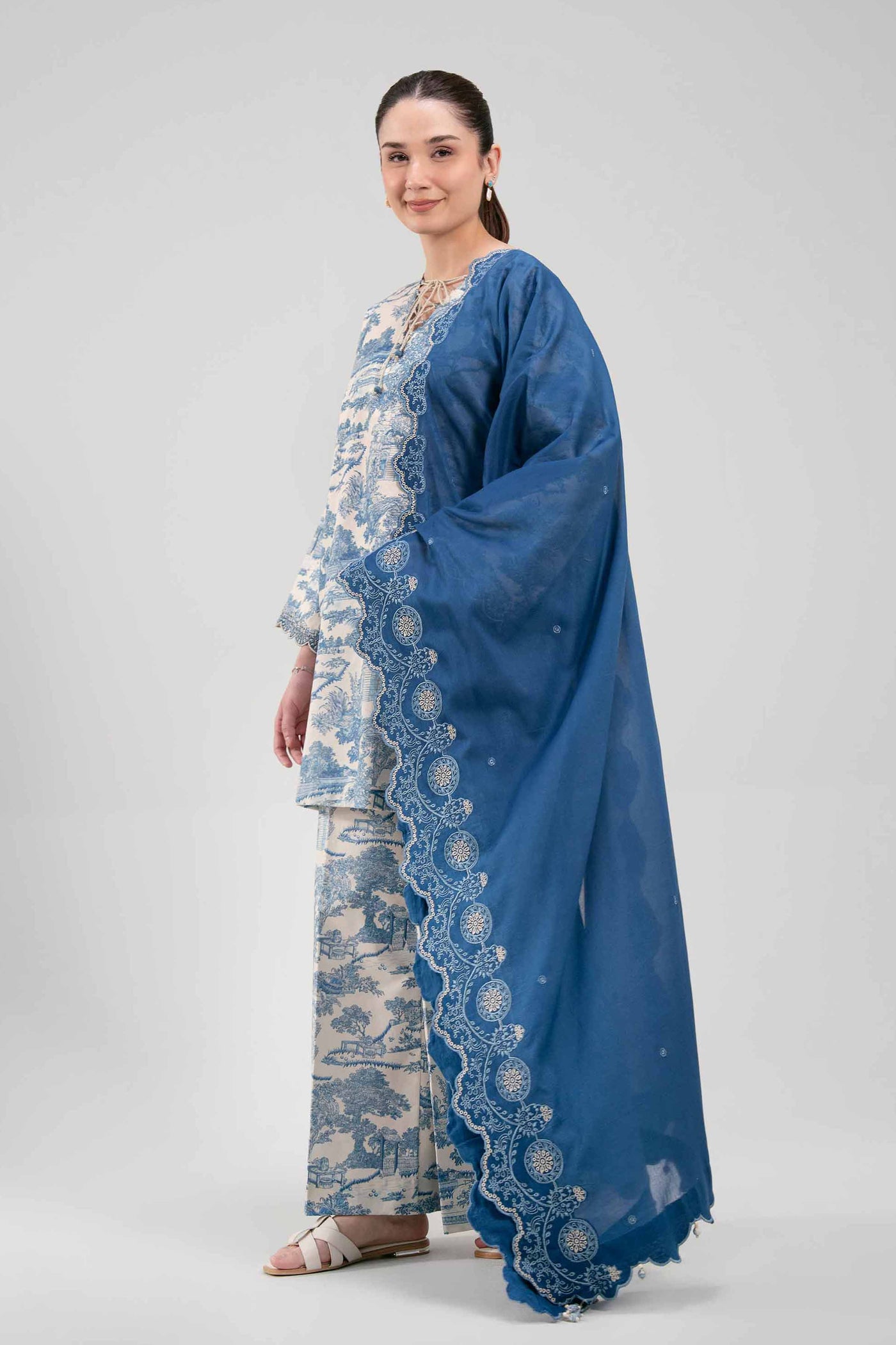 2 Piece Embroidered Lawn Suit