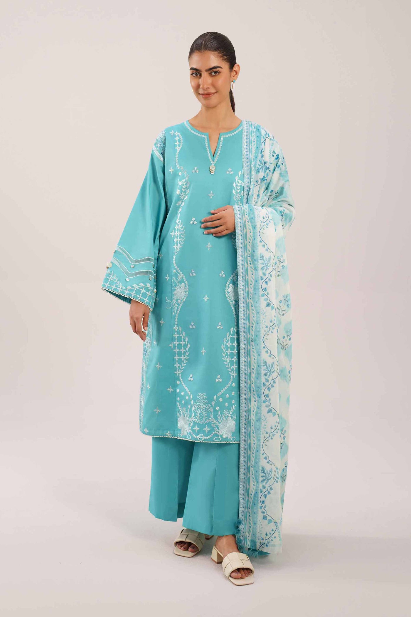 3 Piece Embroidered Zari Organza Suit