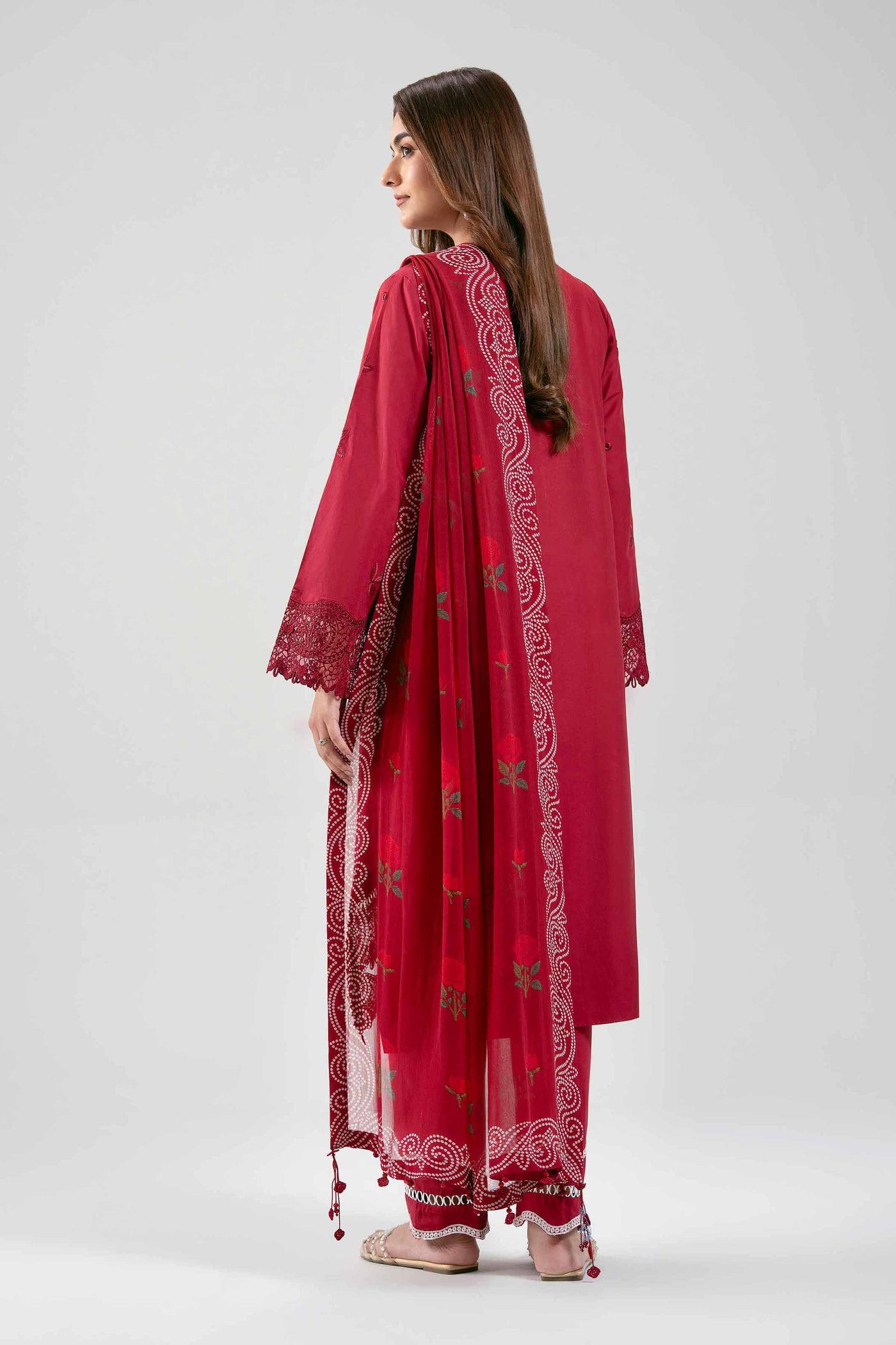 3 Piece Embroidered Lawn Suit