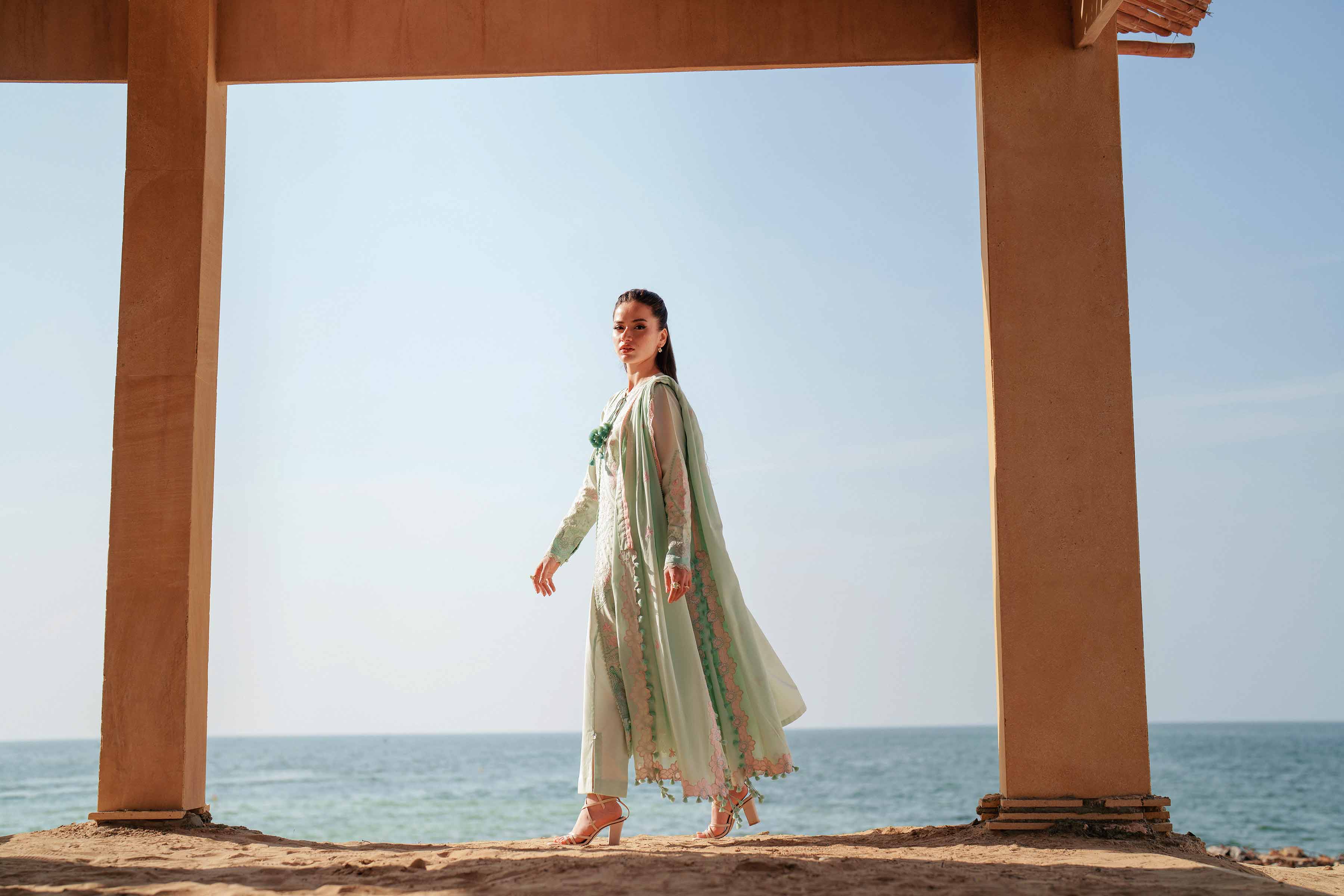 3 Piece - Embroidered Suit - 42601291