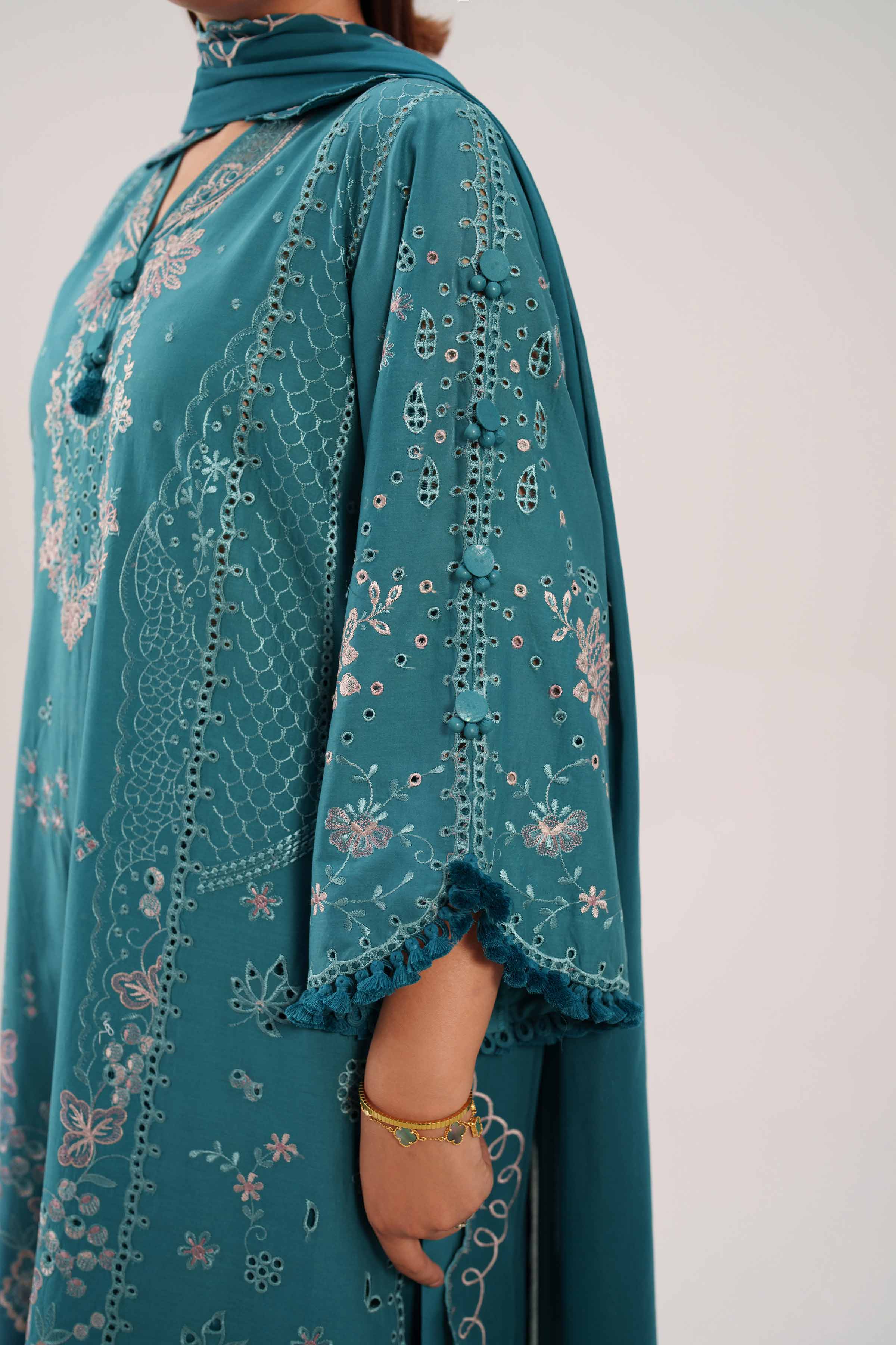 3 Piece - Embroidered Suit - 42601292