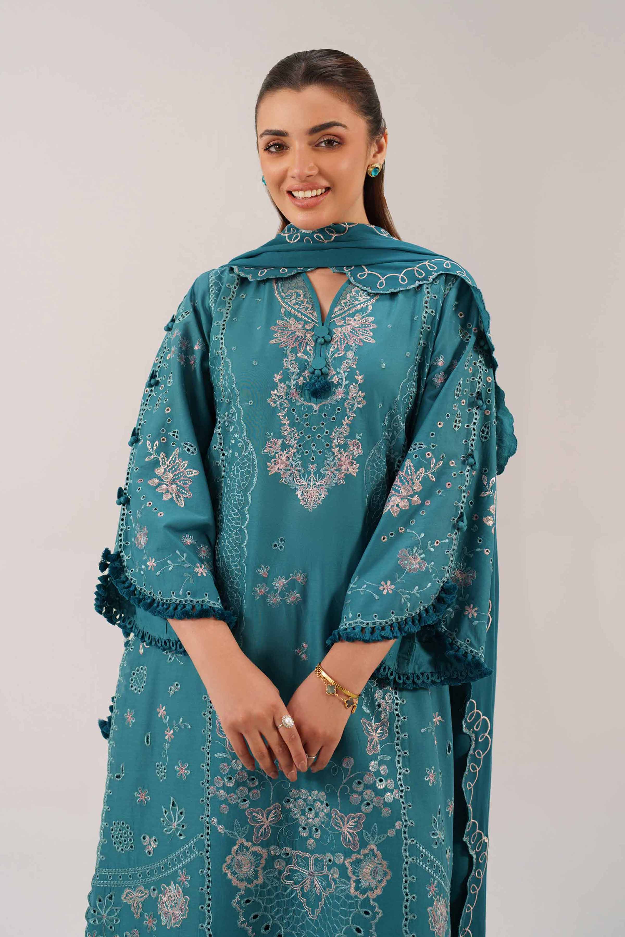 3 Piece - Embroidered Suit - 42601292