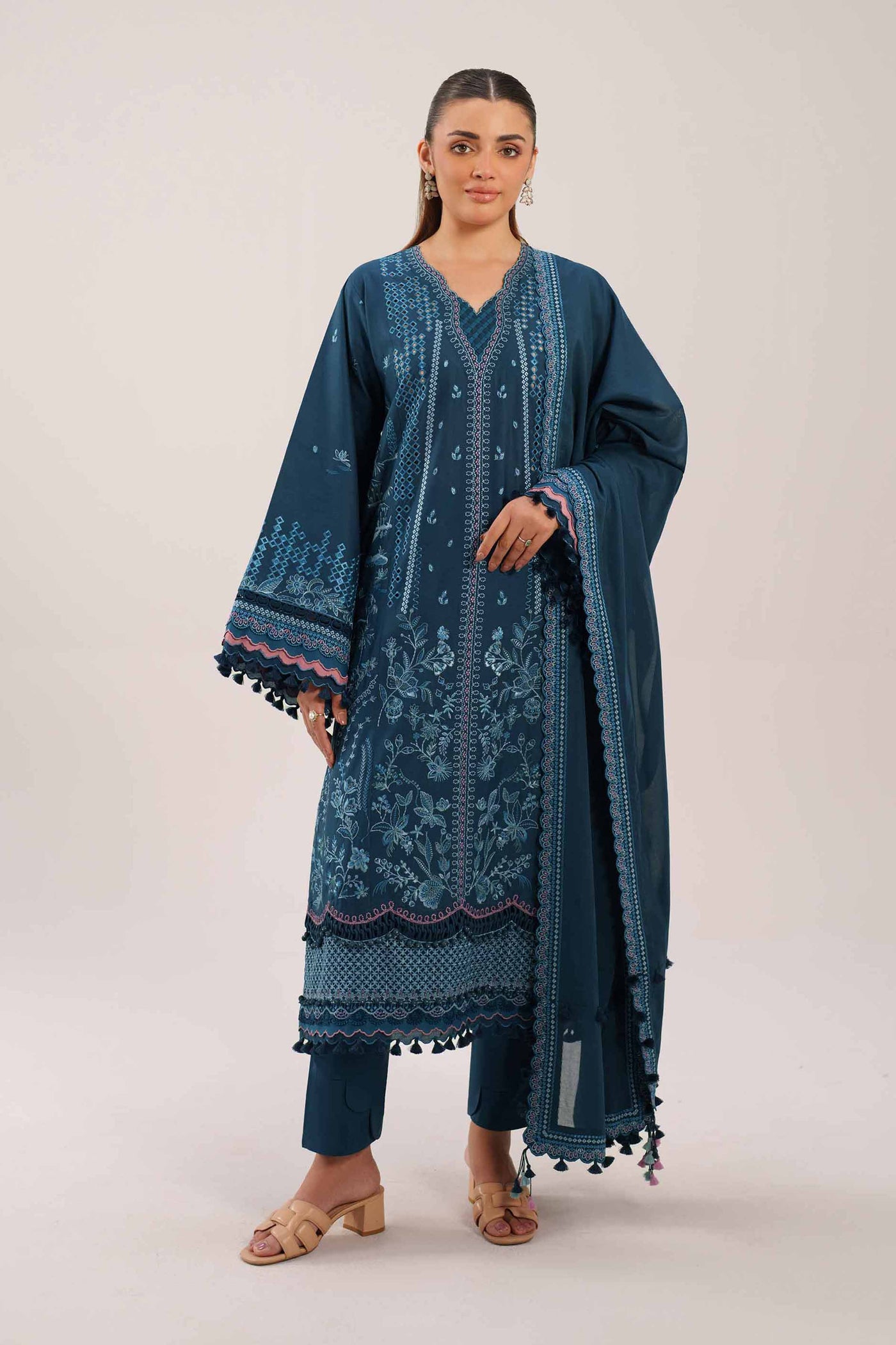 3 Piece Embroidered Lawn Suit