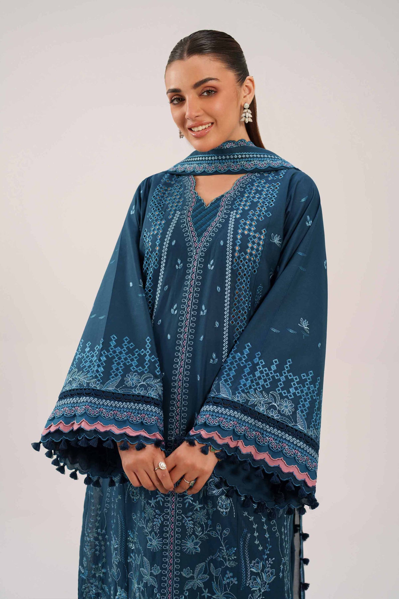 3 Piece Embroidered Lawn Suit
