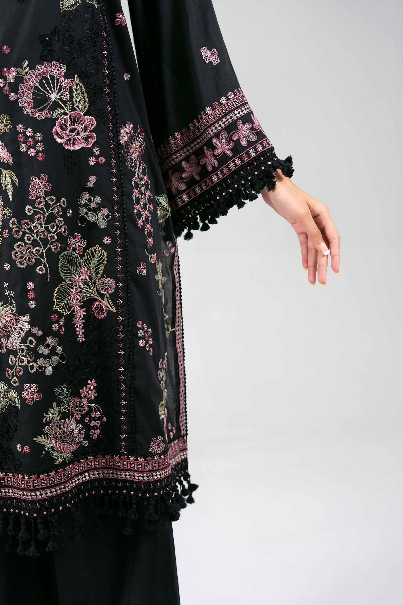 3 Piece Unstitched Embroidered Lawn Suit
