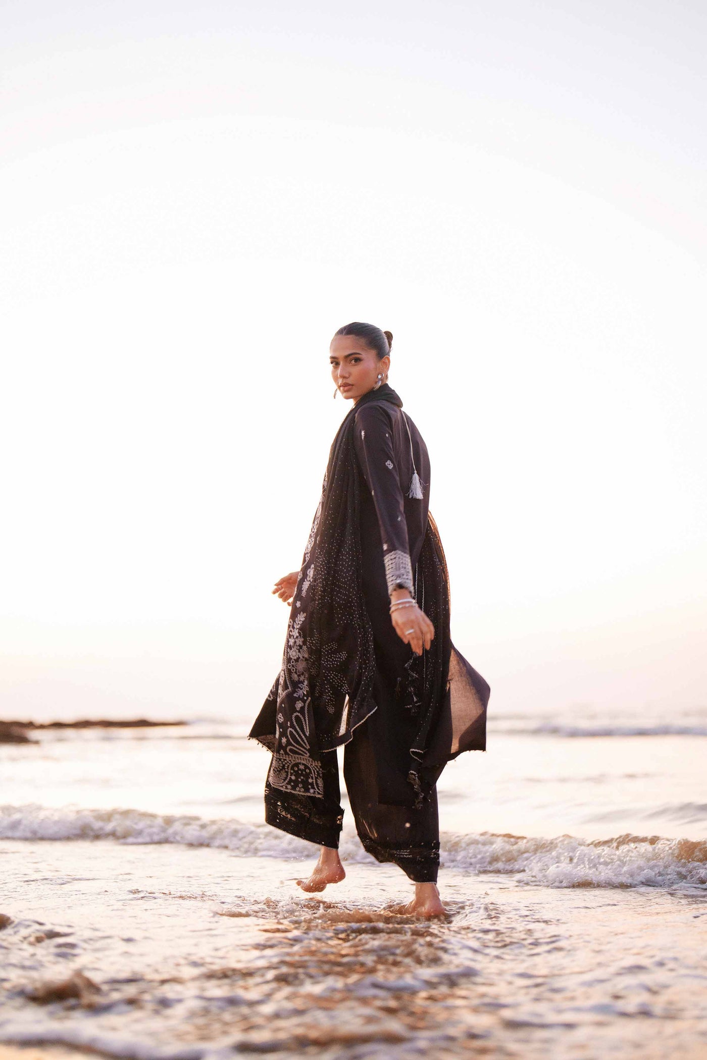 3 Piece Embroidered Lawn Suit