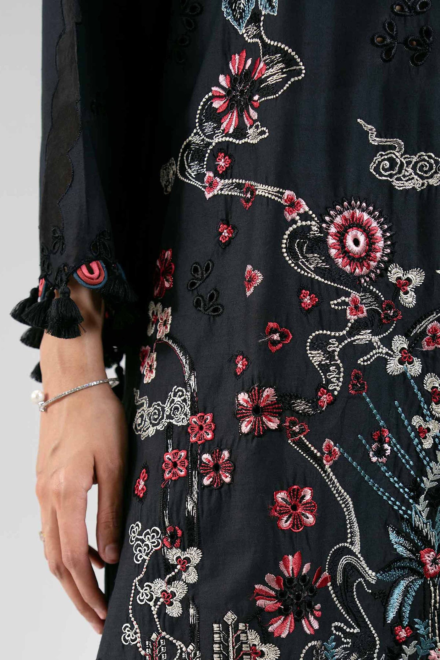 3 Piece Embroidered Lawn Suit