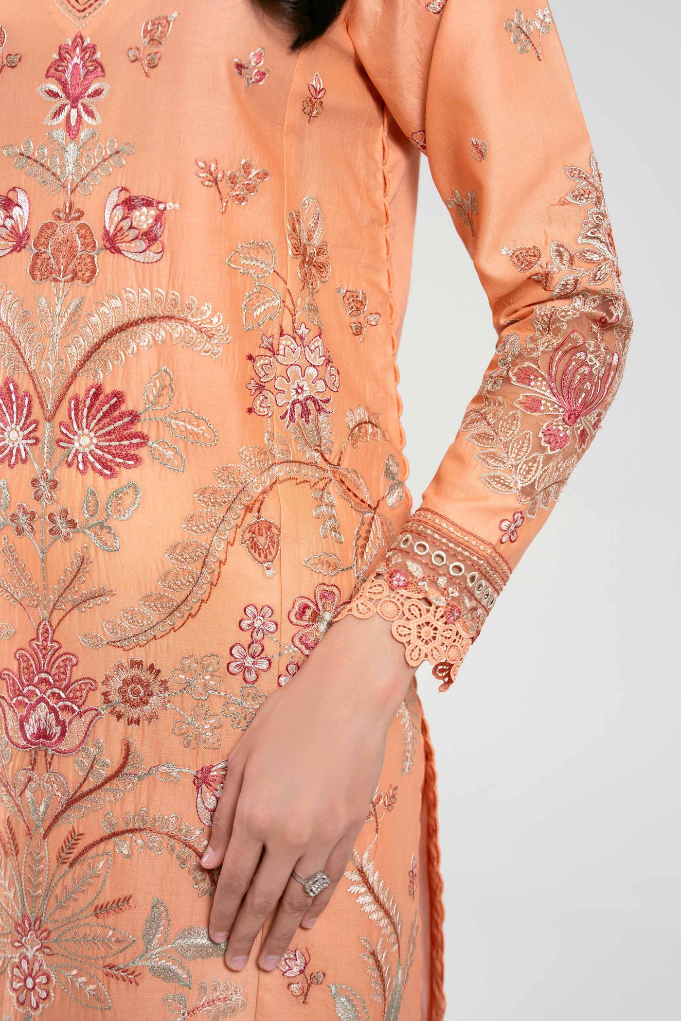 3 Piece Embroidered Lawn Suit