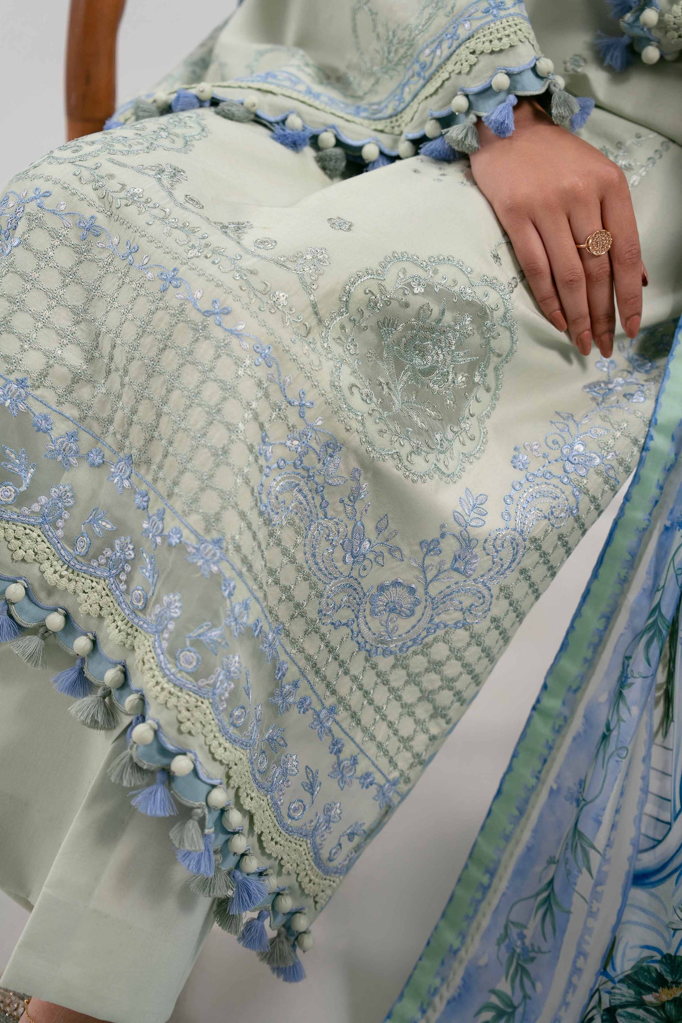 3 Piece Embroidered Dobby Jacquard Suit