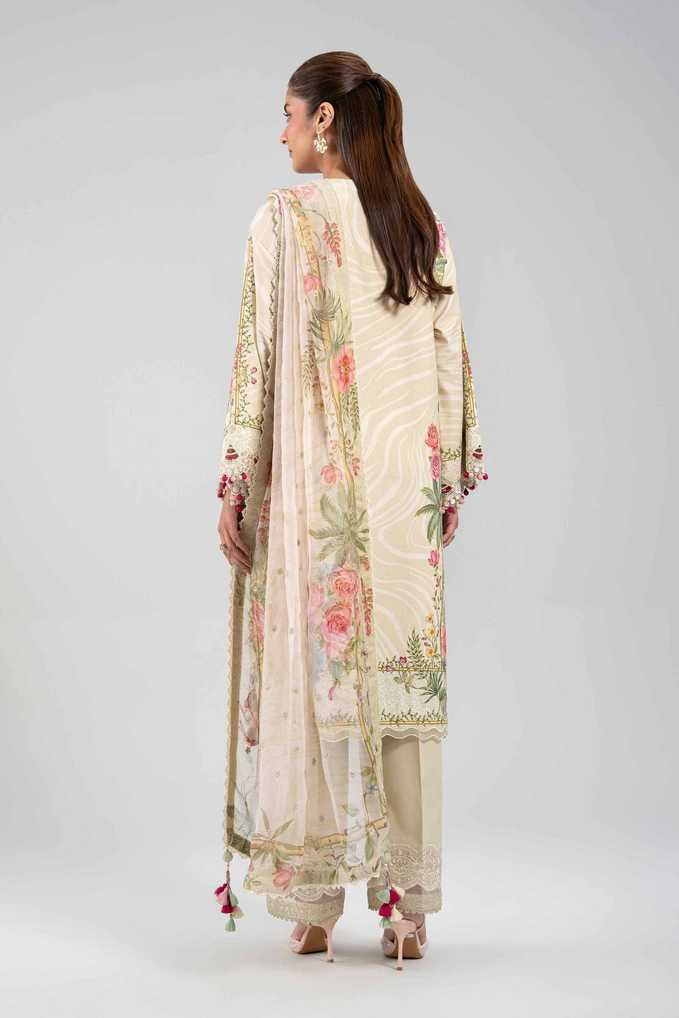 3 Piece Embroidered Lawn Suit