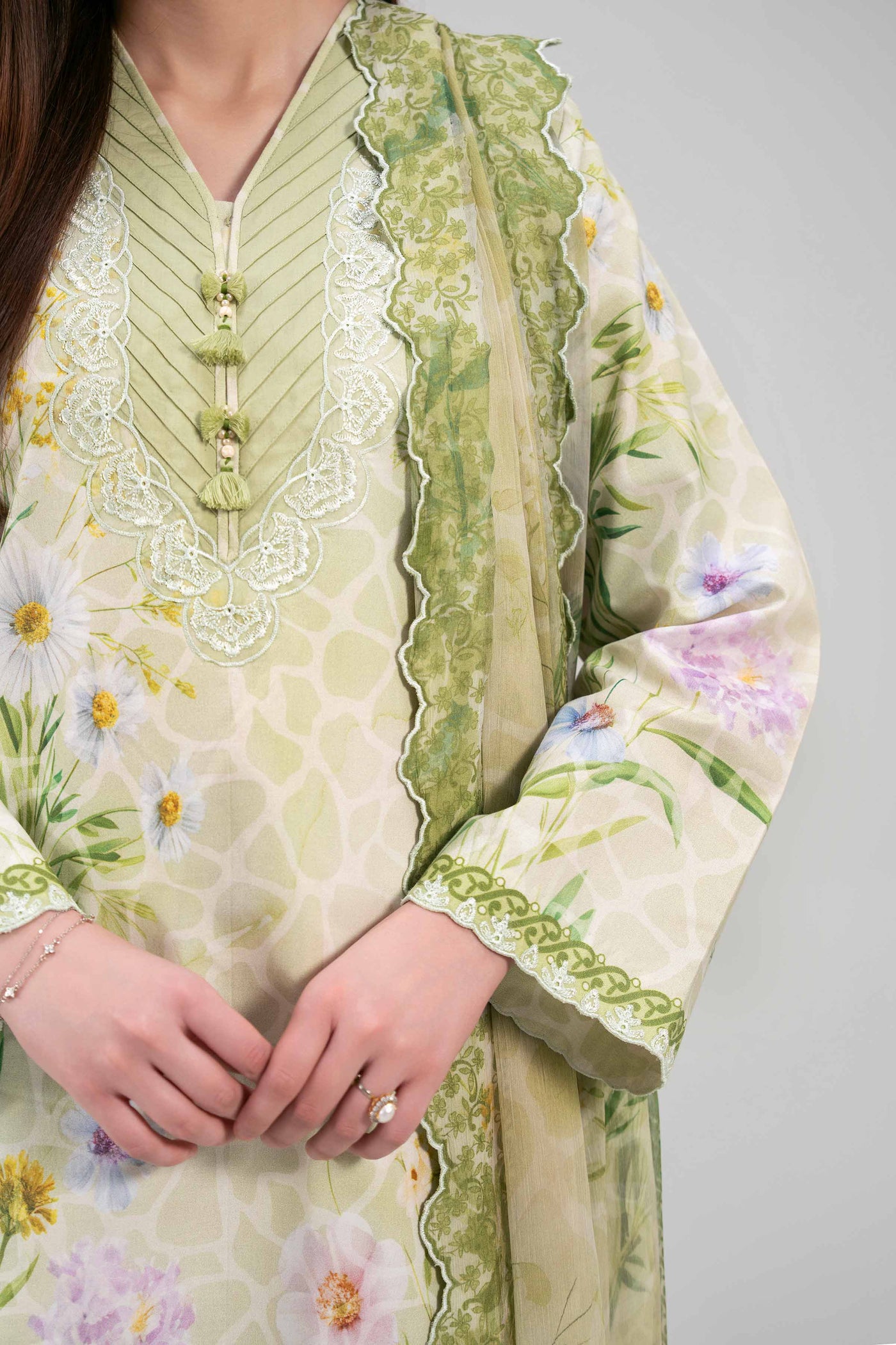 3 Piece Unstitched Embroidered Lawn Suit