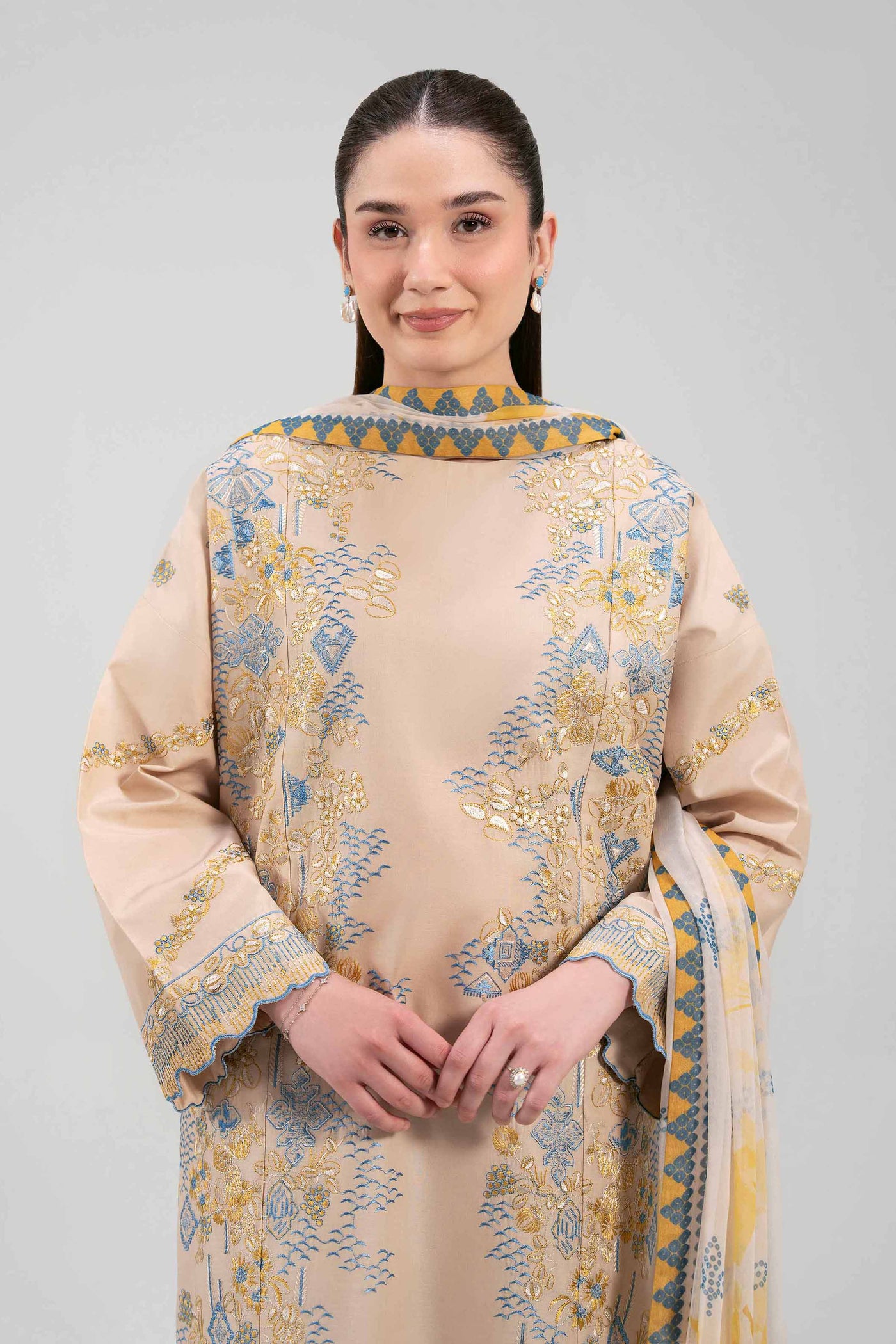 3 Piece Embroidered Lawn Suit