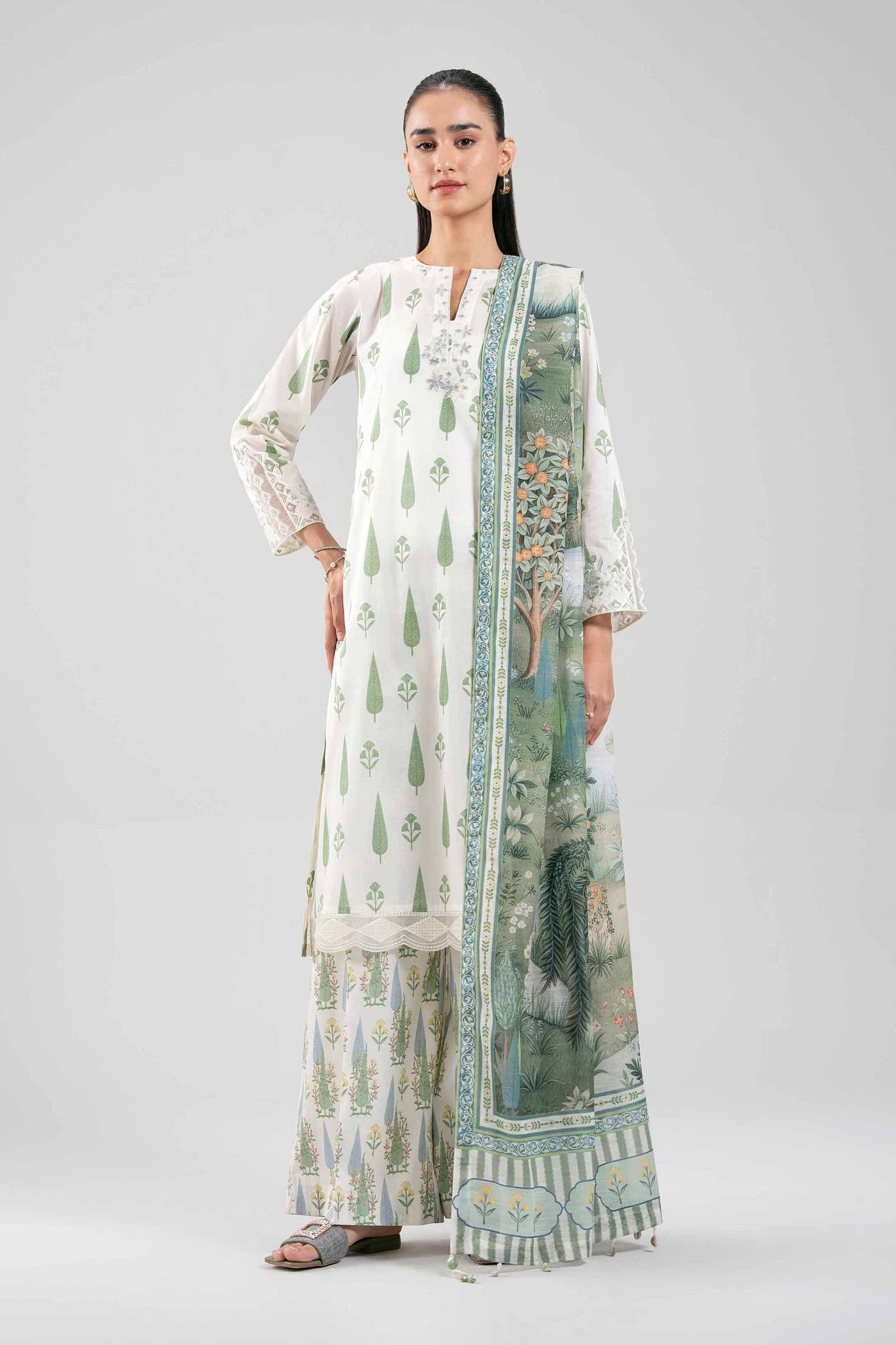3 Piece Embroidered Lawn Suit