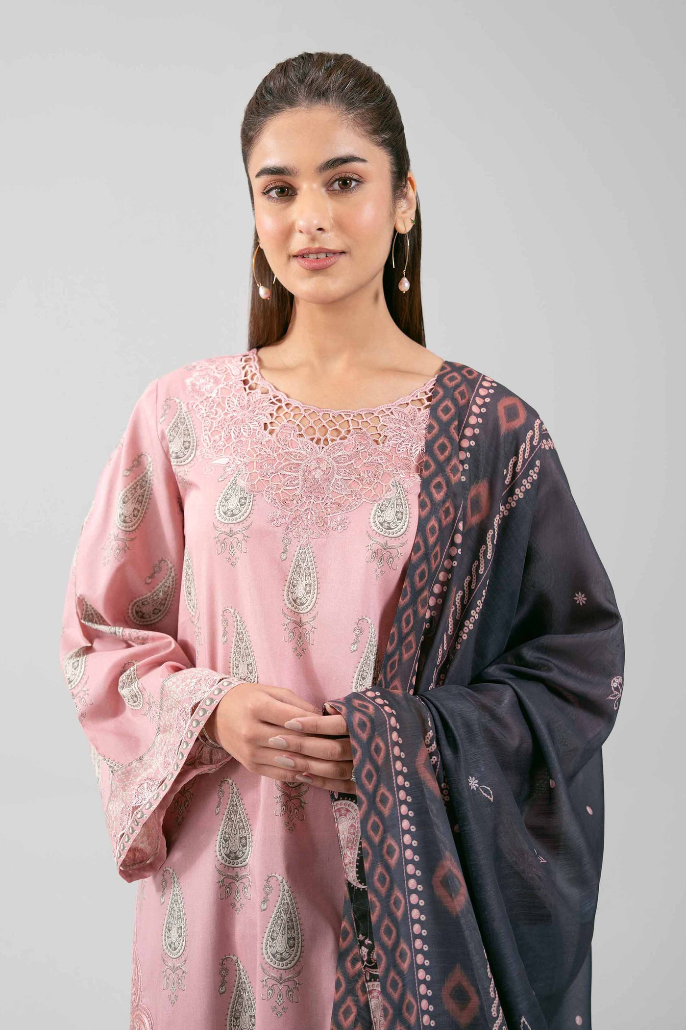 Embroidered Chiffon Saree